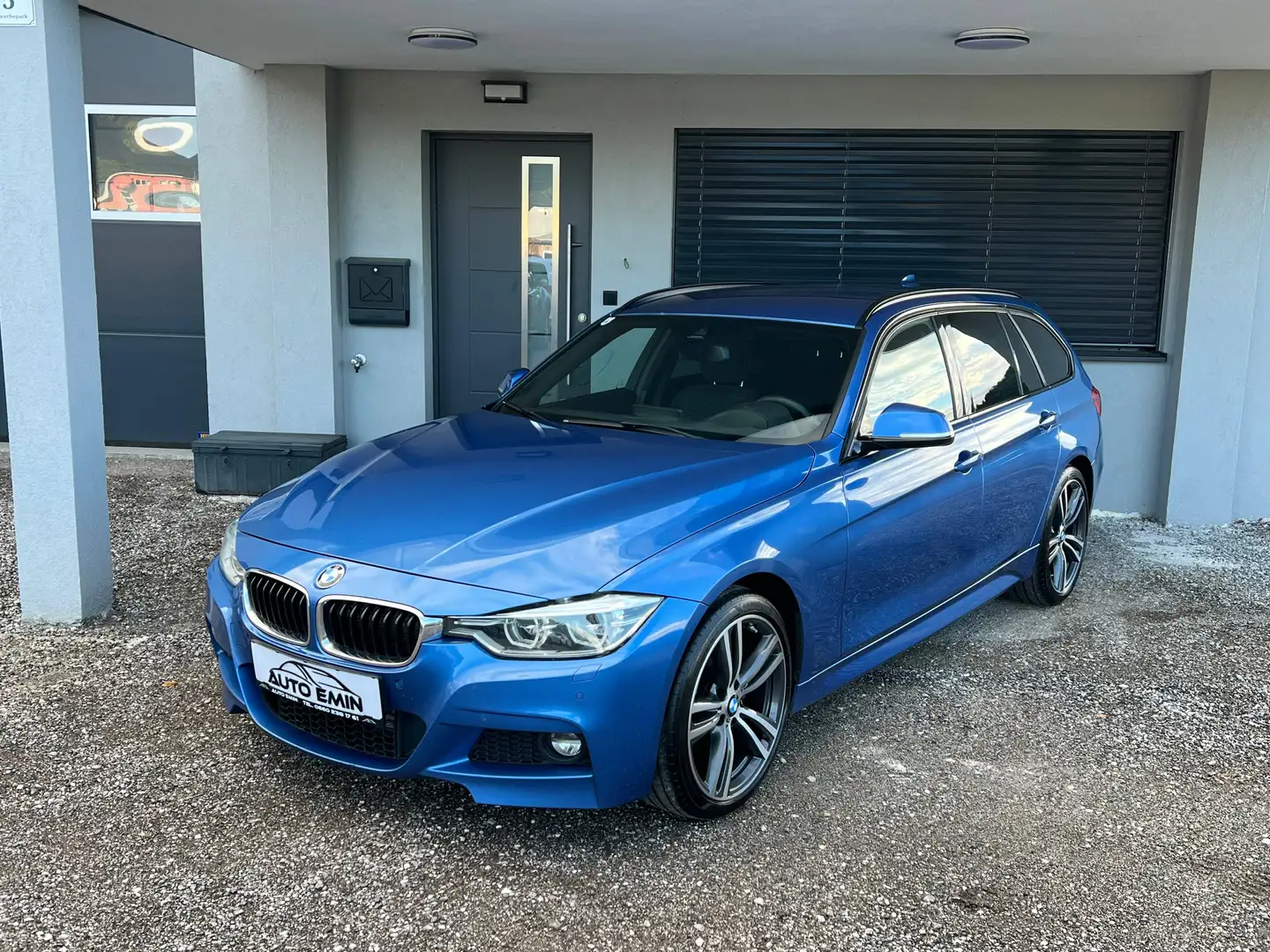 BMW 320 M-SPORTPAKET LCI xDrive Touring Aut. Blau - 1