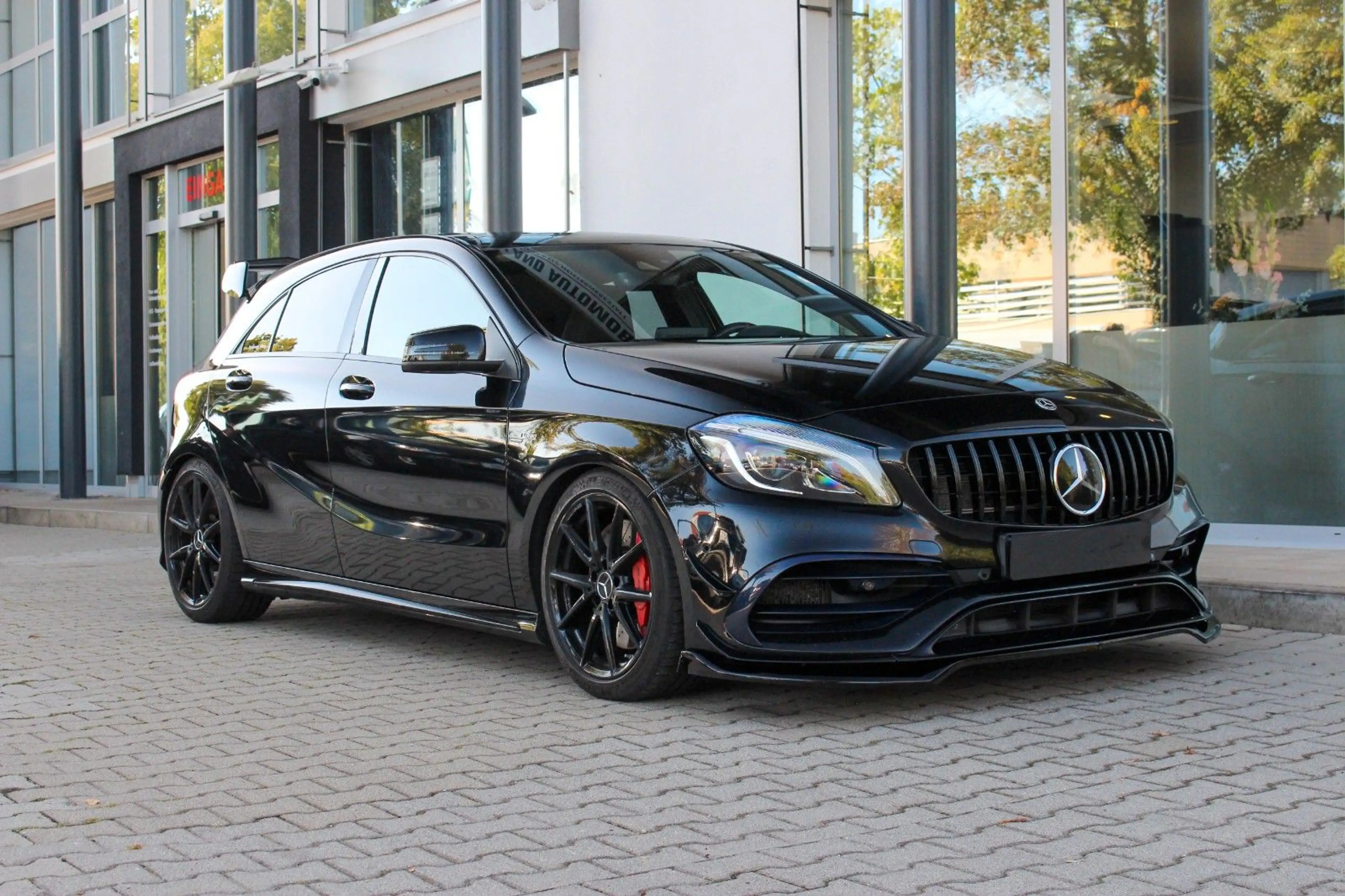 Mercedes-Benz A 45 AMG / PANO / DYNAMIC PLUS / AERO / H&K — photo 3