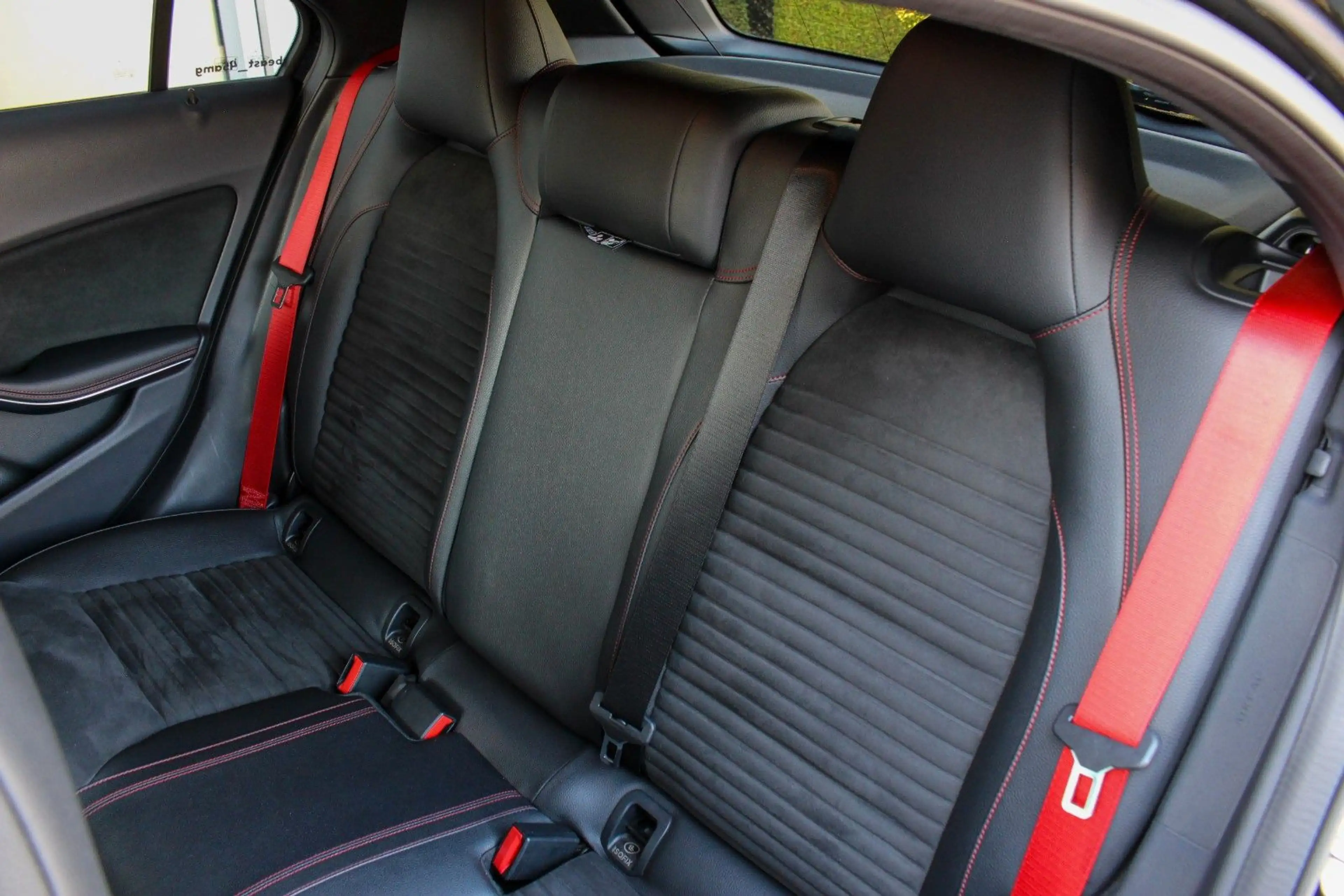 Mercedes-Benz A 45 AMG / PANO / DYNAMIC PLUS / AERO / H&K — photo 15