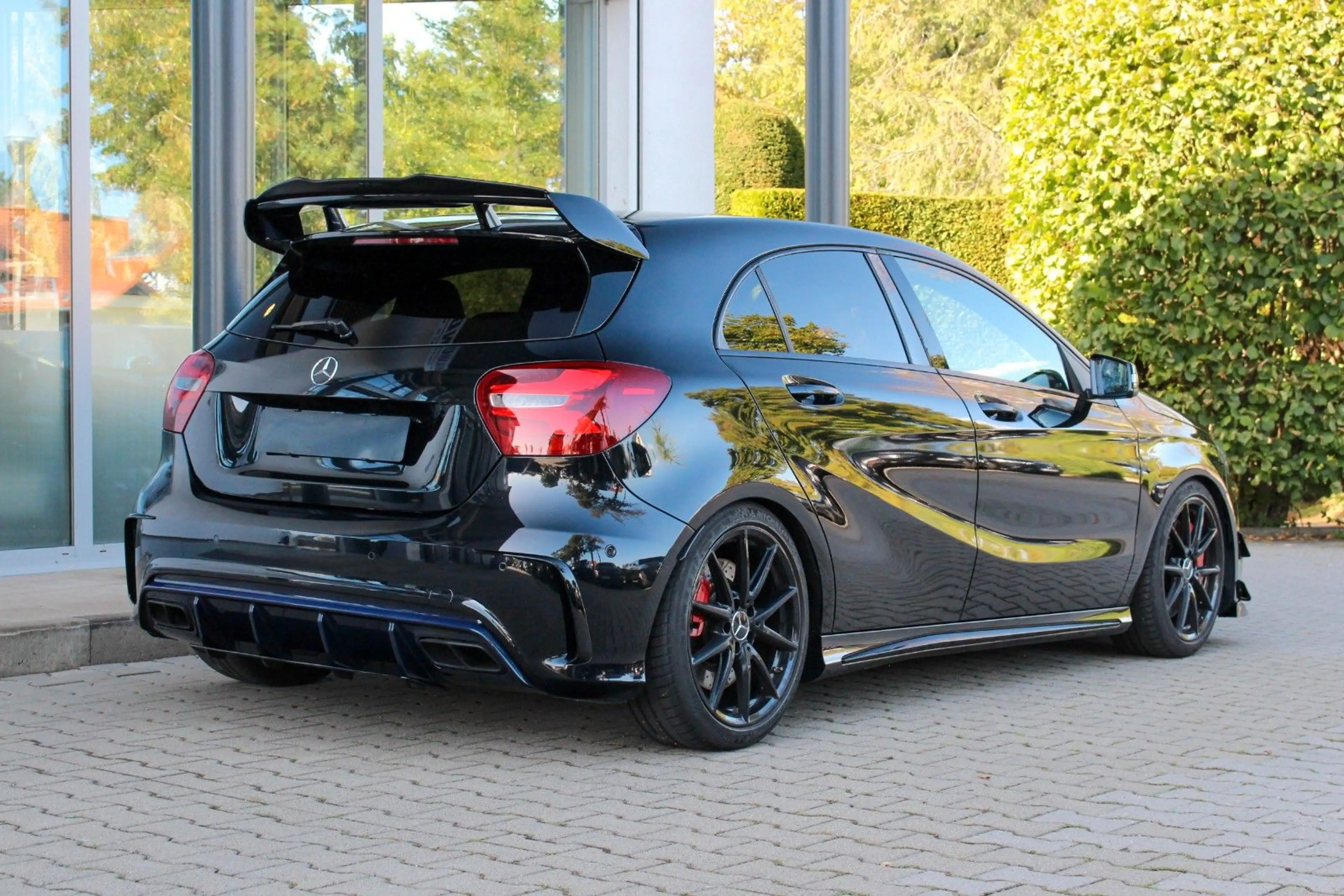 Mercedes-Benz A 45 AMG / PANO / DYNAMIC PLUS / AERO / H&K — photo 5