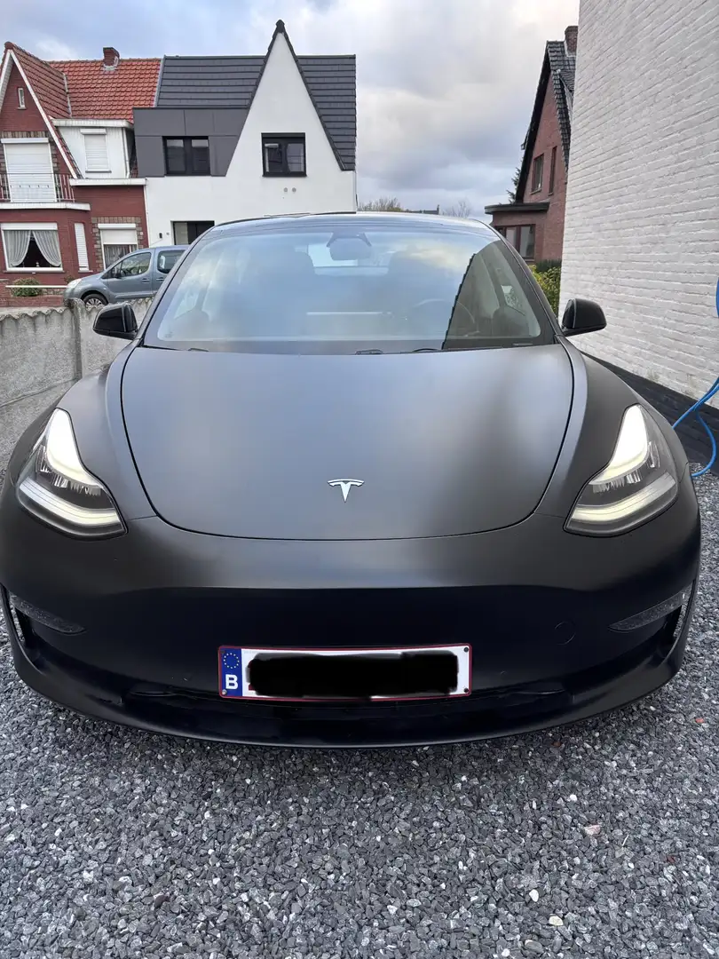 Tesla Model 3 Mat Zwart Standard Plus RWD met trekhaak Zwart - 2