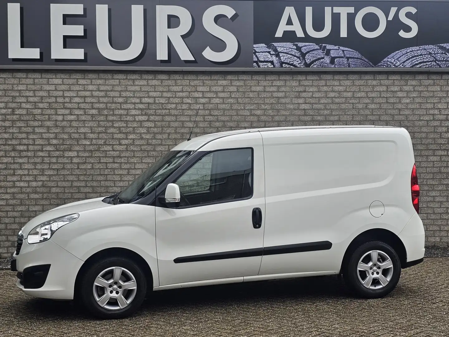Opel Combo 1.3 CDTi L1H1 Sport Airco/Ccr/Pdc/Lmv Wit - 1