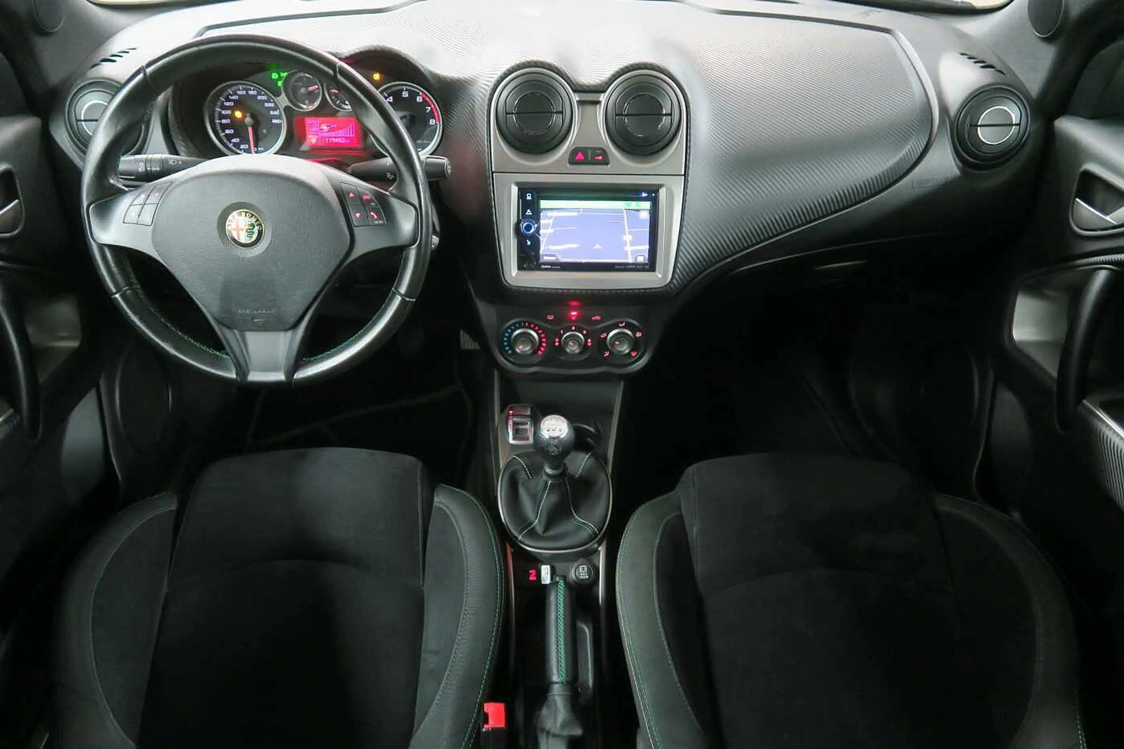 Alfa Romeo MiTo 1.4 16V MultiAir Quadrifoglio Verde — photo 13