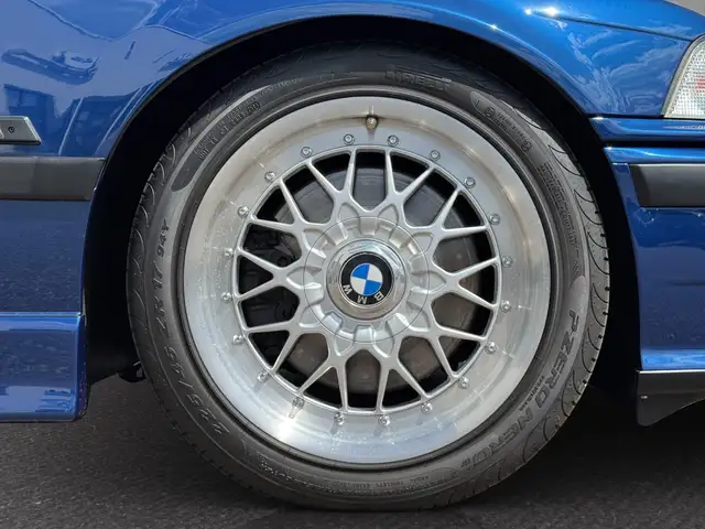 BMW M3 view 12