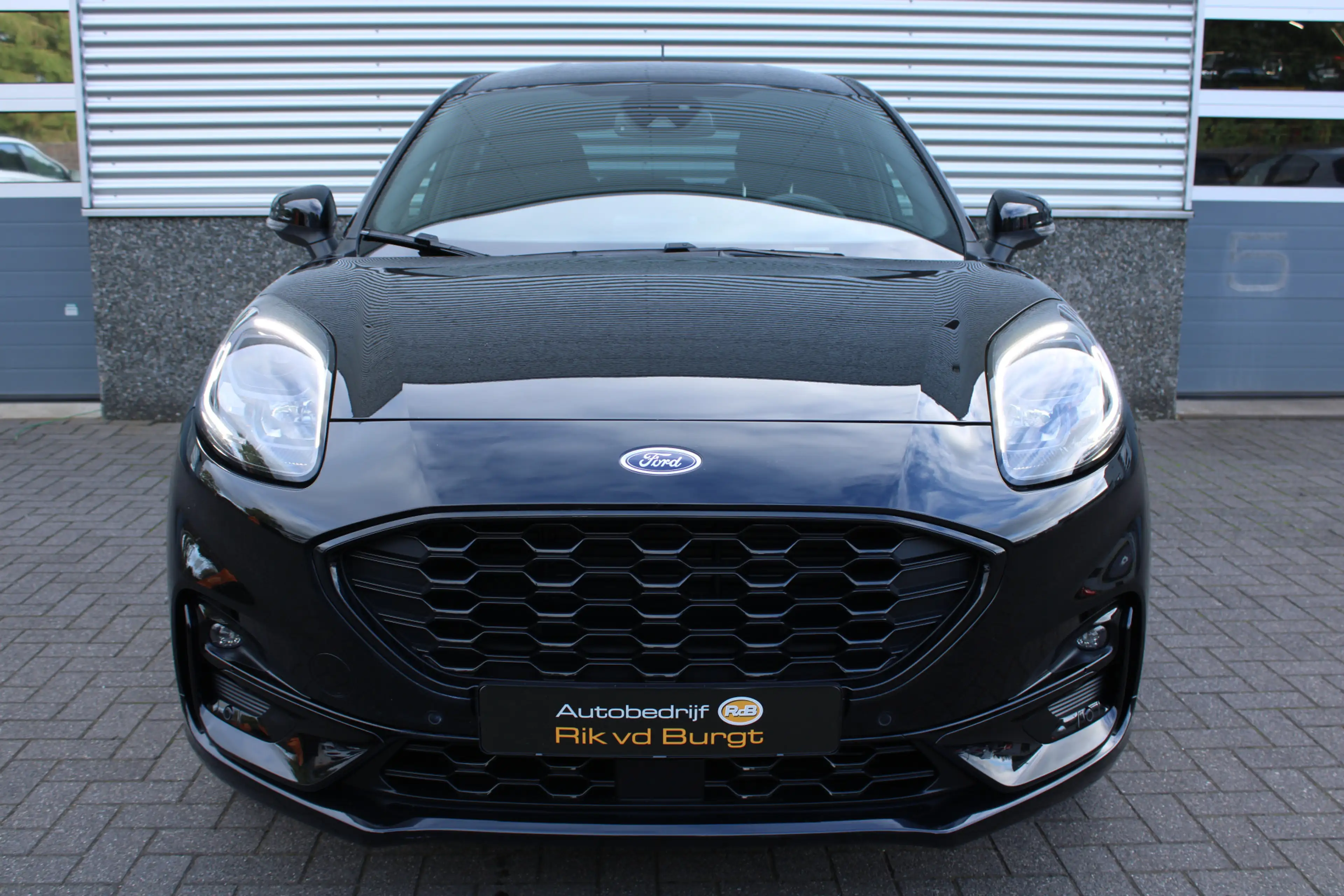Ford Puma 1.0 EcoBoost Hybrid ST-Line, achteruitrijd camera, — photo 8