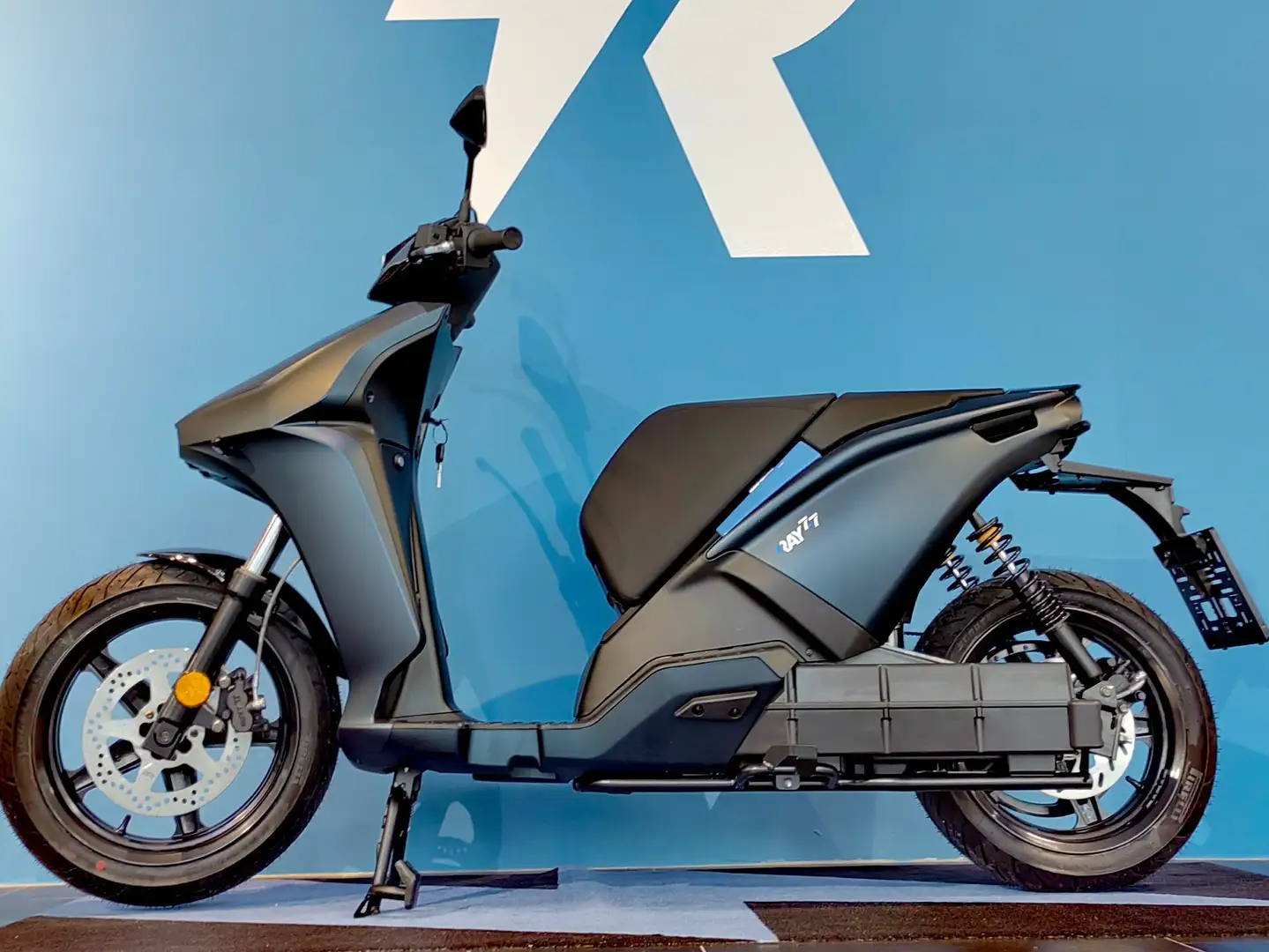 Ray 7.7 E-Motorrad 125ccm NEU! - 2