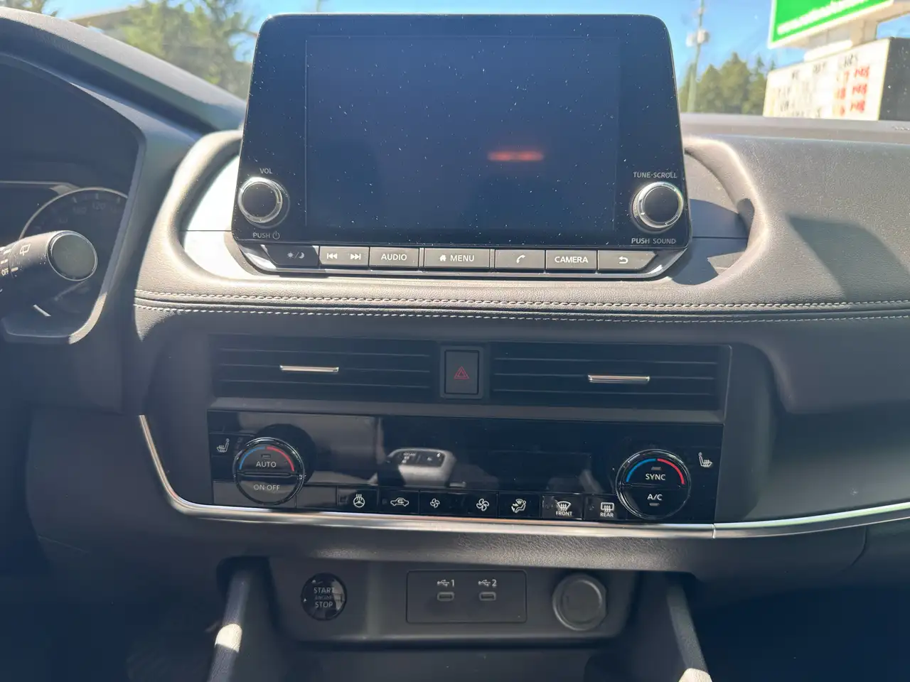 Nissan Rogue photo Nissan Rogue