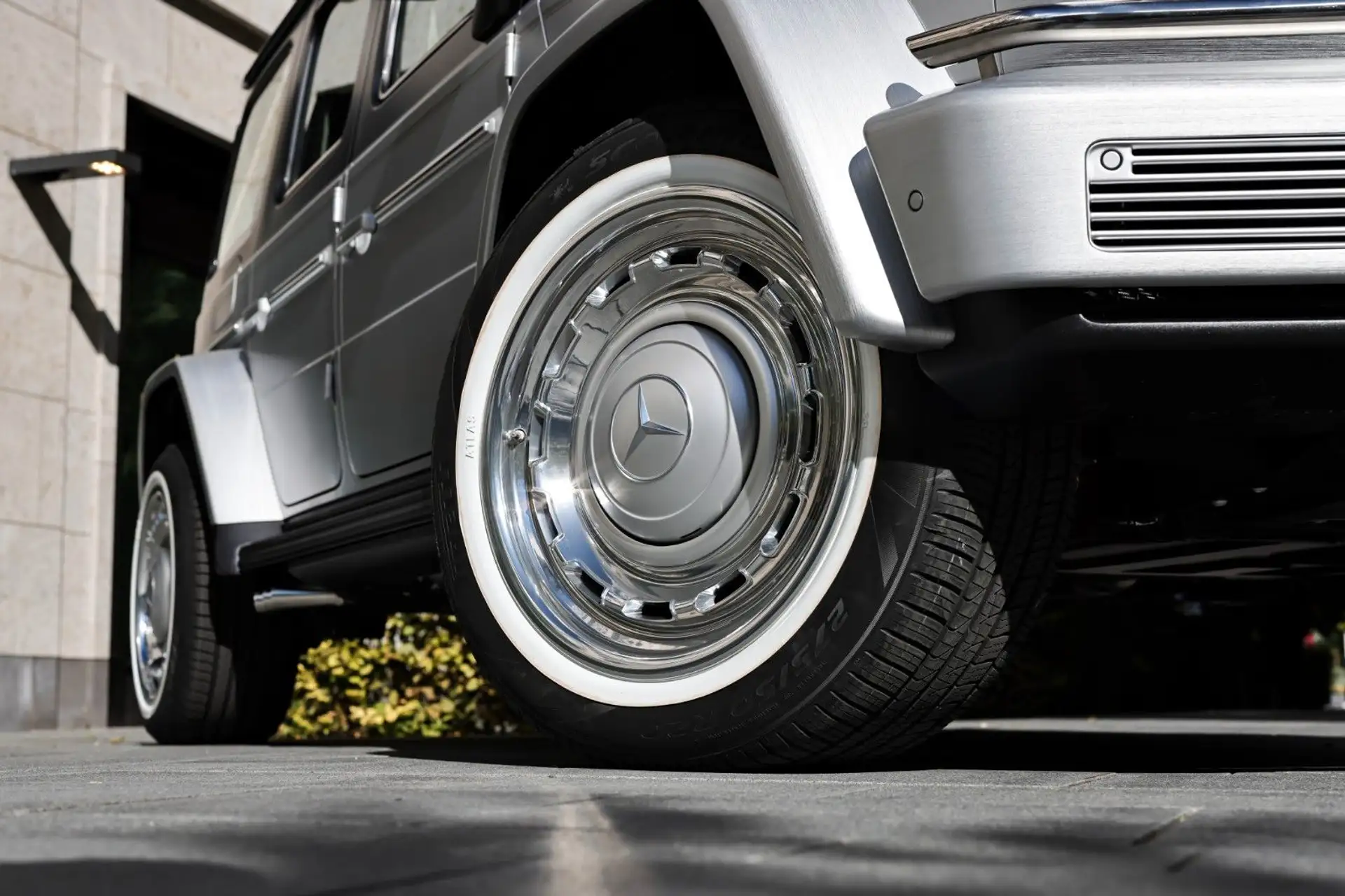 벤츠 G-Class G 63 AMG 2026 실버 사진 8