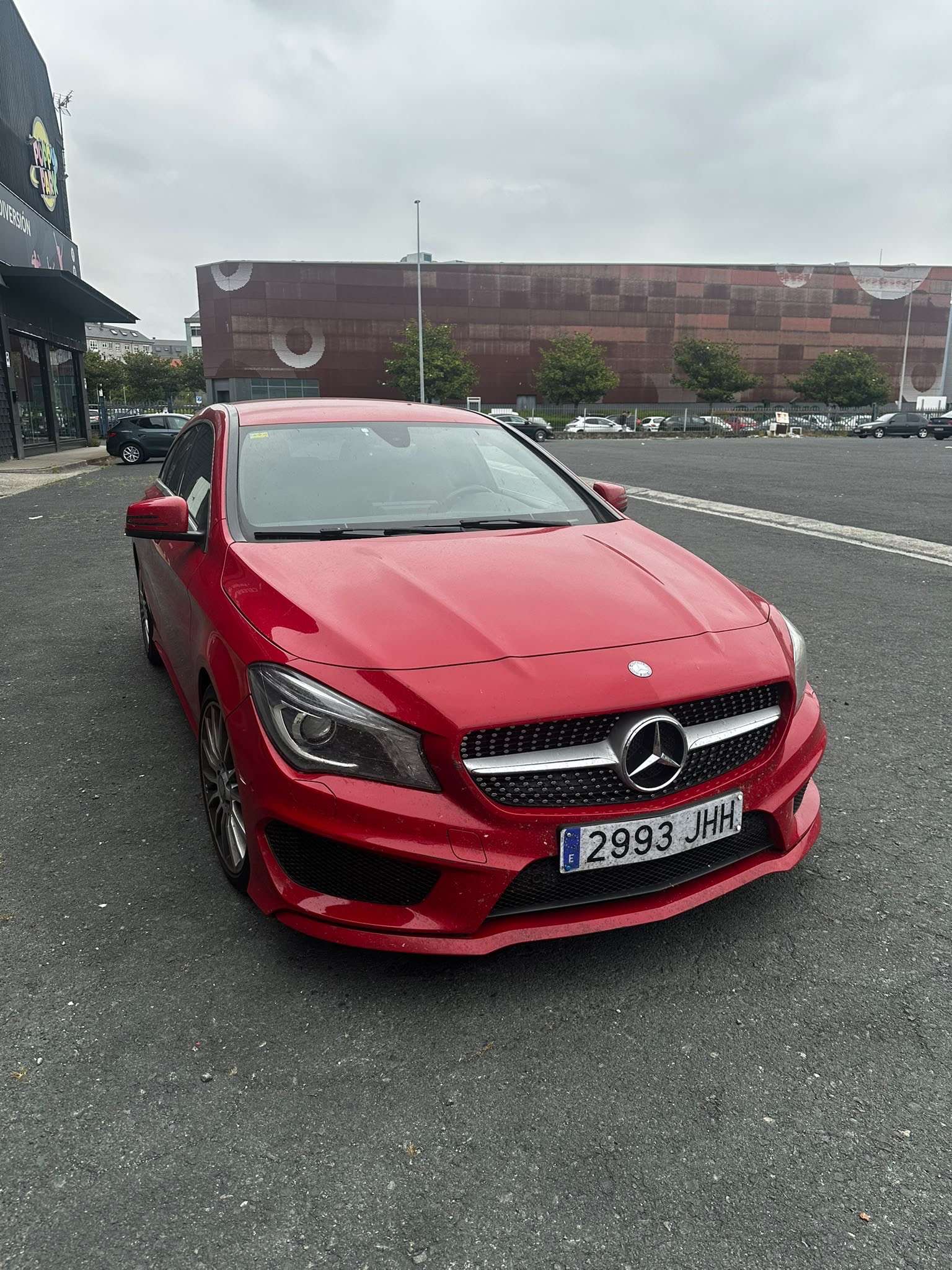 Mercedes-Benz CLA 220 Shooting Brake 220CDI 7G-DCT - foto 1