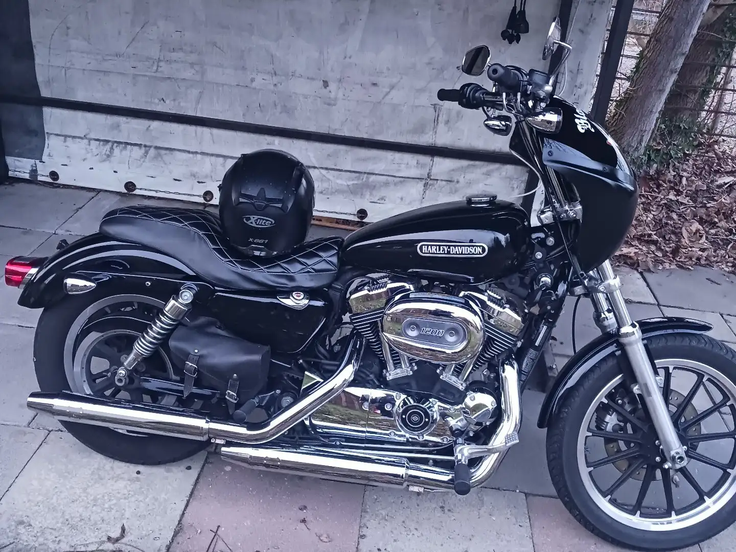 Harley-Davidson XL 1200 Schwarz - 1