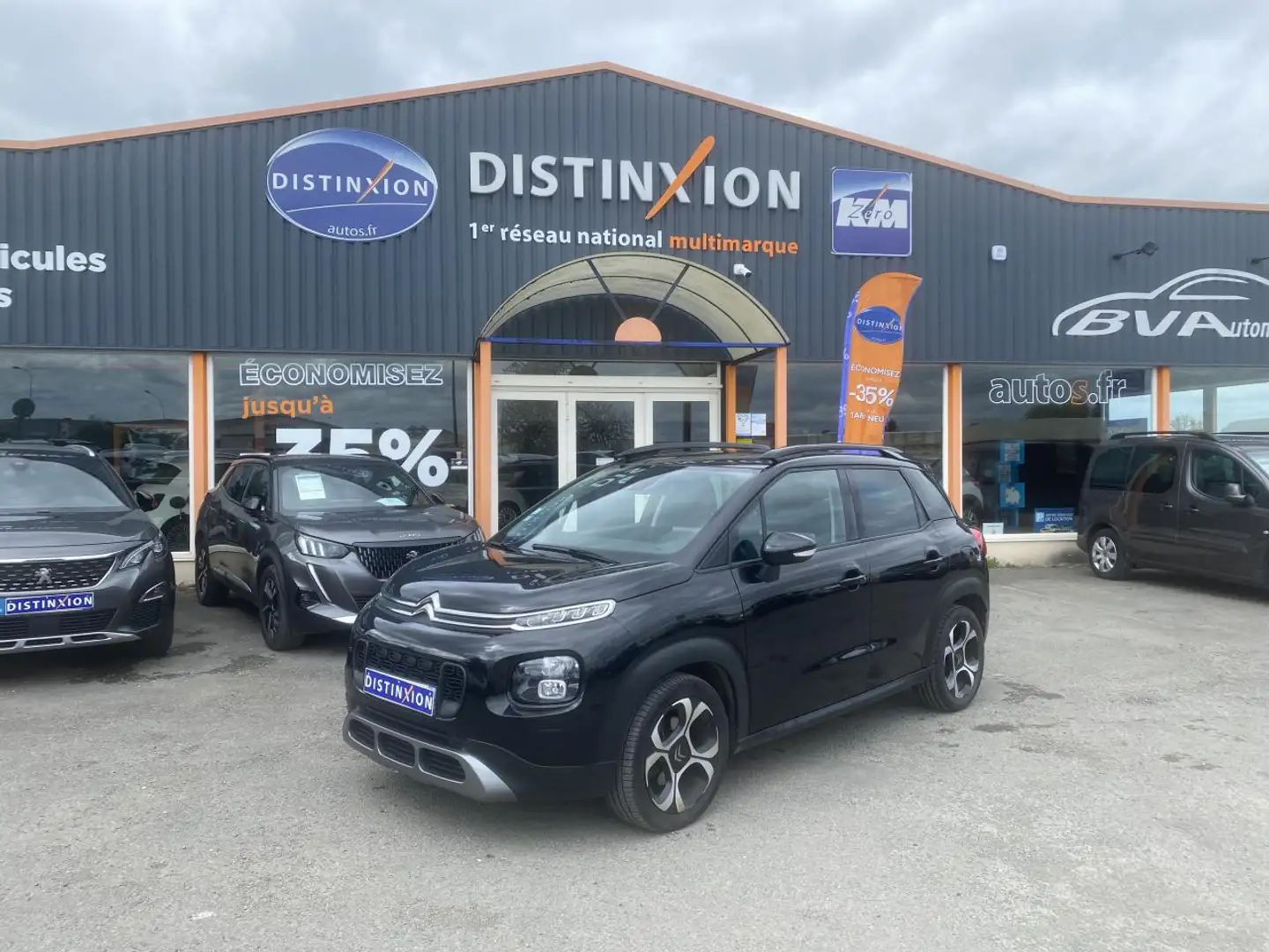 Citroen C3 Aircross 1.2  12V - 110 S\u0026S SHINE + TOIT PANO Noir - 1