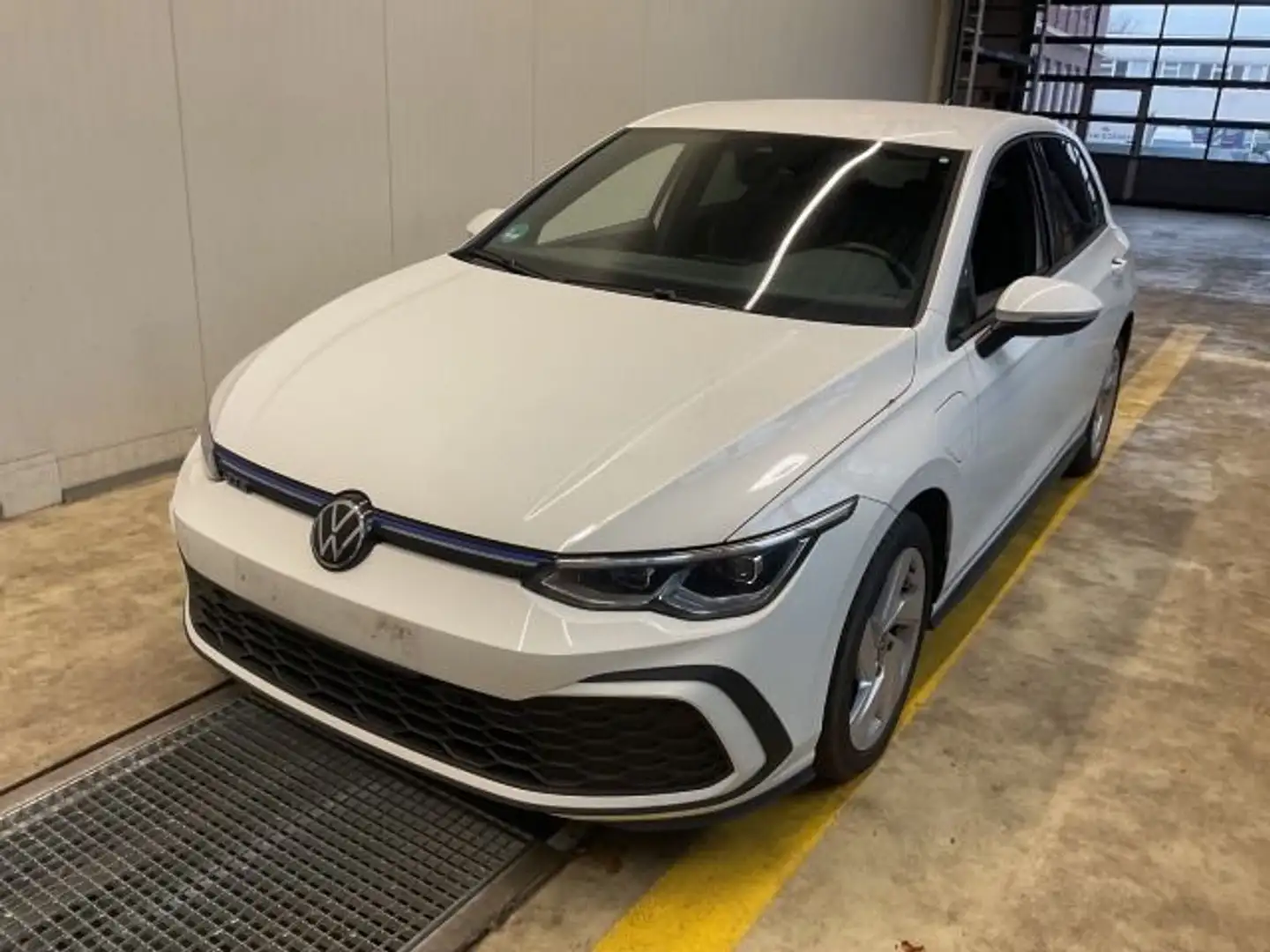 Volkswagen Golf VIII 1.4 GTE DSG LED Kamera Navi Sitzhzg Weiß - 2