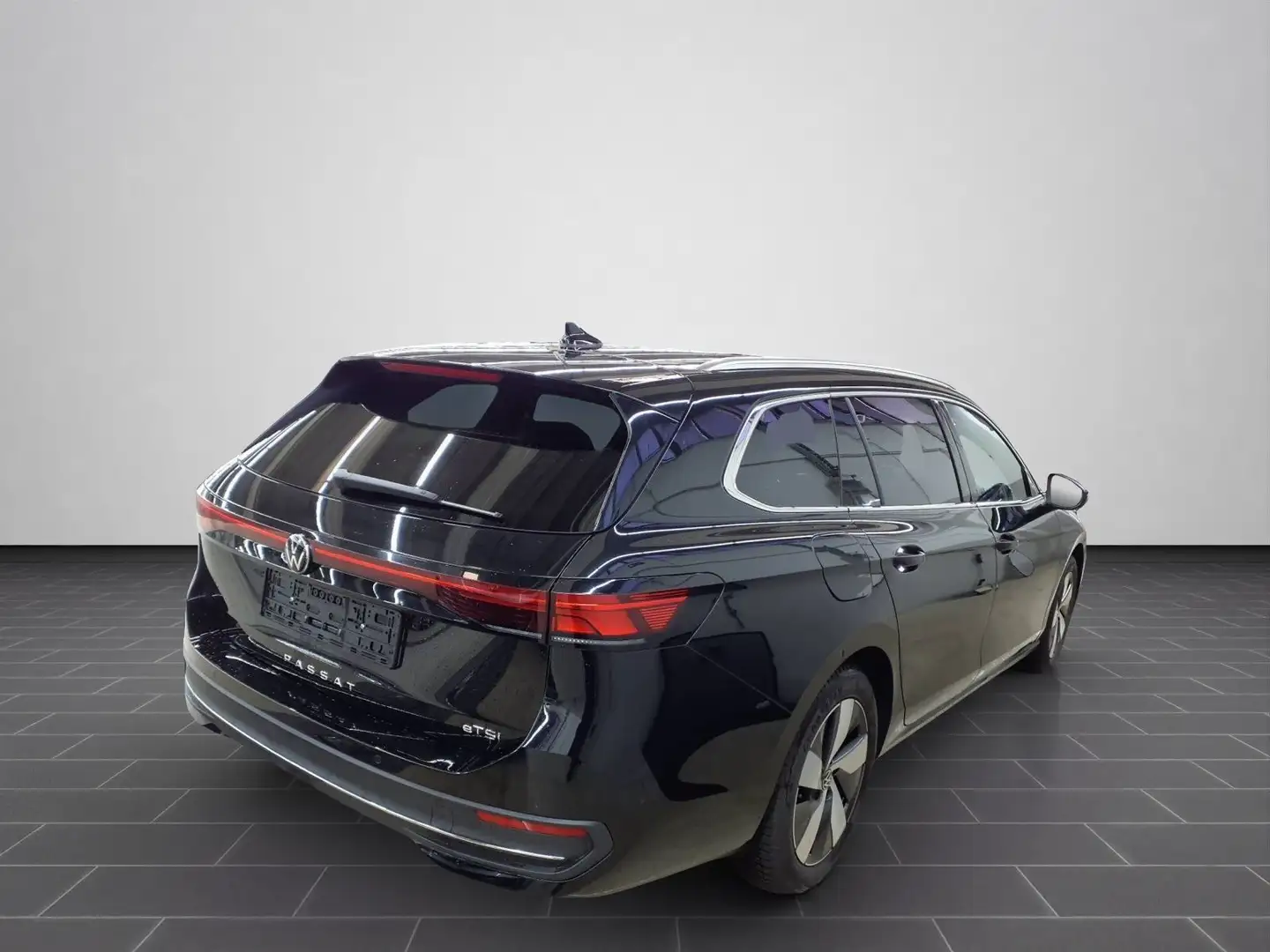 Volkswagen Passat Variant 1,5 l eTSI DSG Business NAVI/LED/ Schwarz - 2