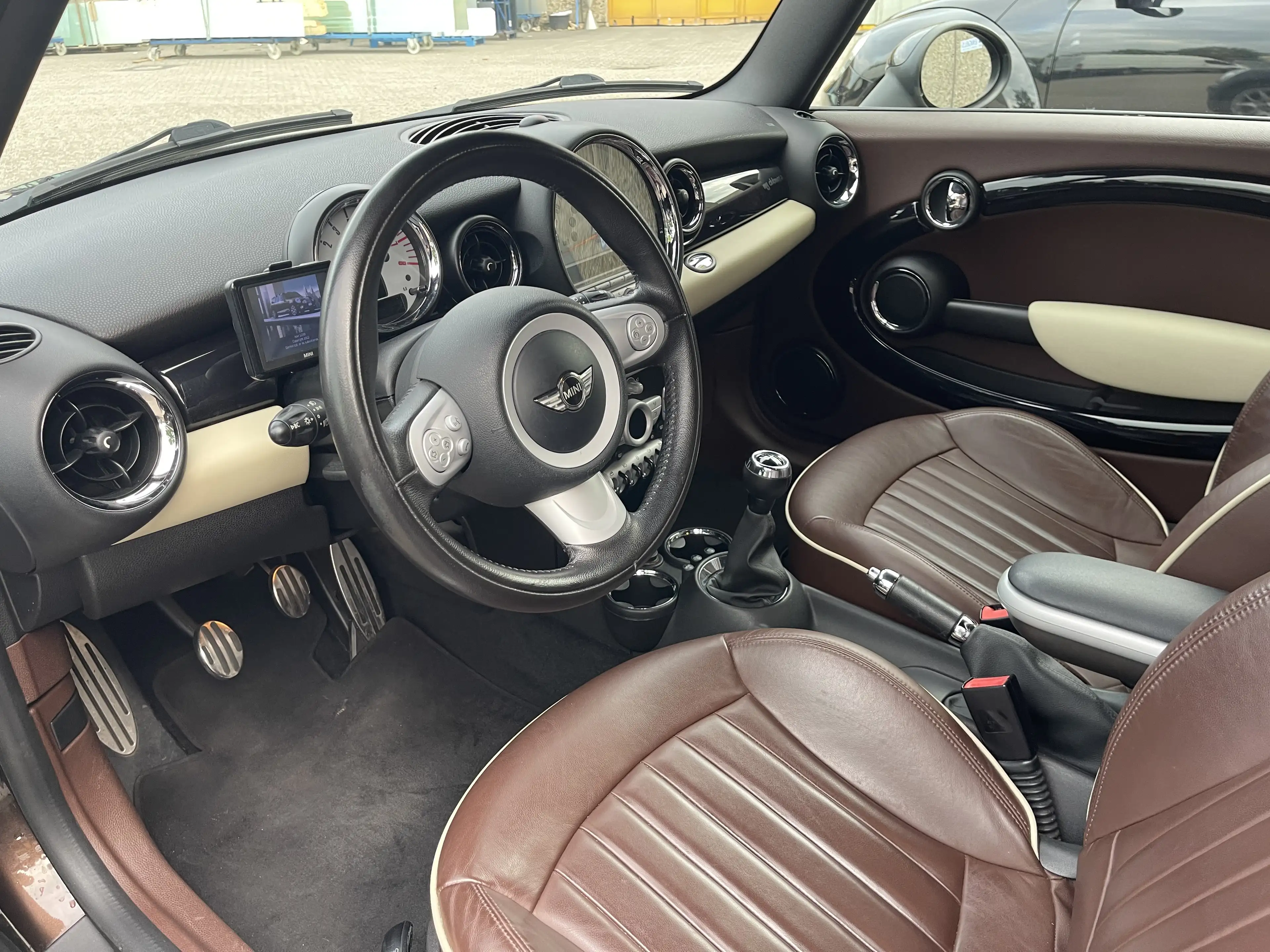 MINI Cooper S Clubman 1.6 Top Gepflegt Xenon Leder Navi Braun 17 Zoll — photo 2