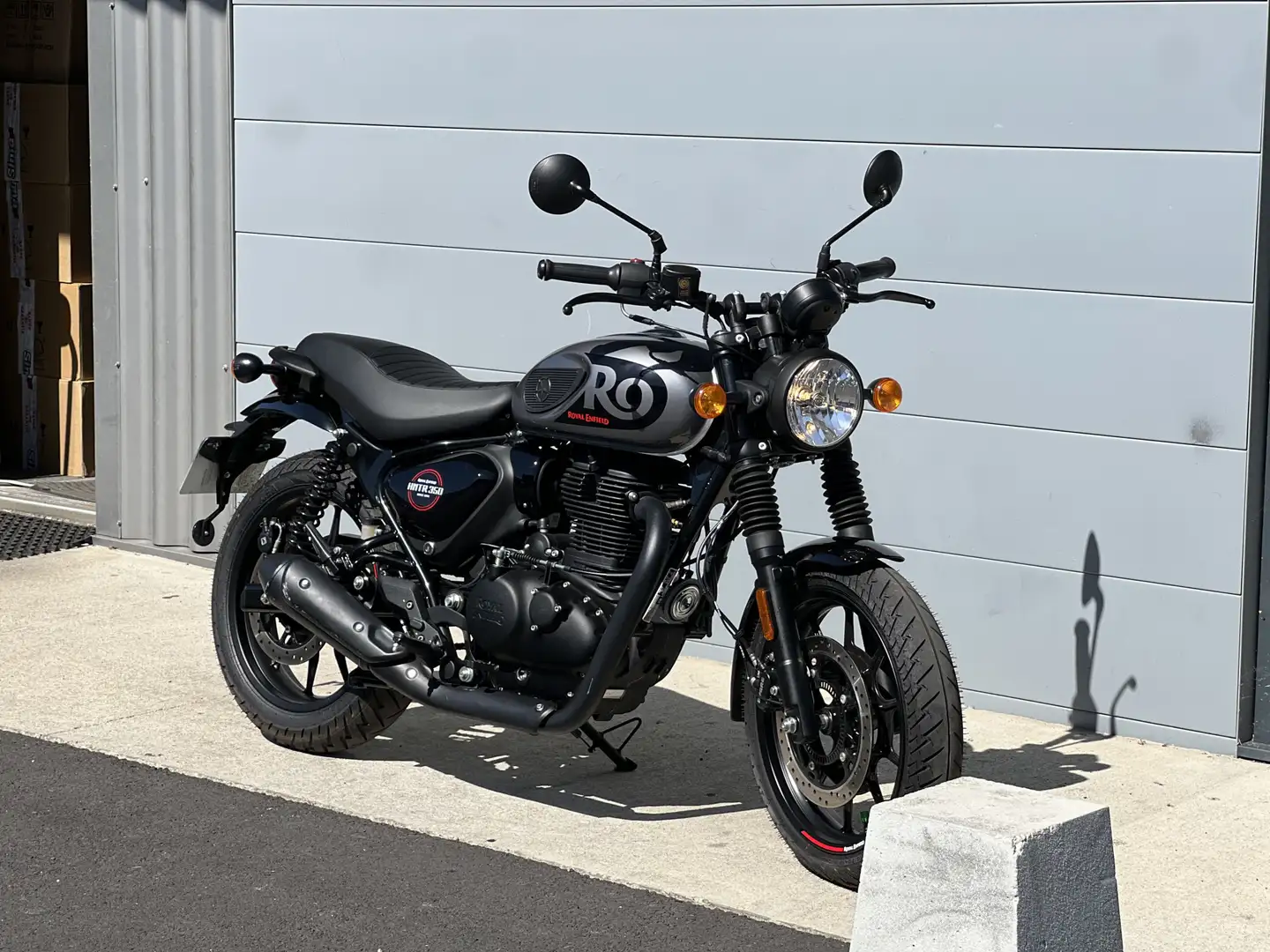 Royal Enfield Gris - 2