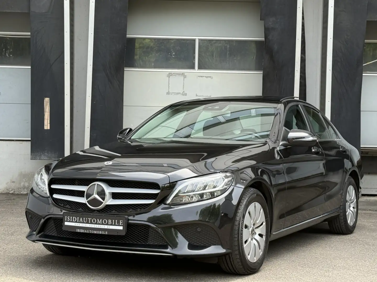 Mercedes-Benz C 220 d LED Comand Panorama Burmester Rü-Kamera Schwarz - 1