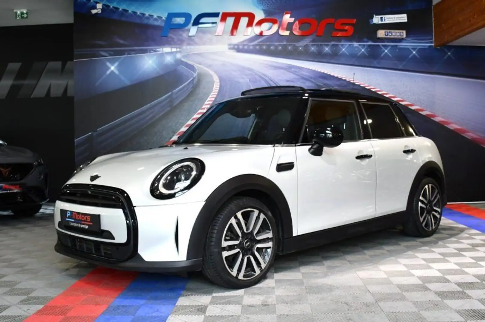 MINI Cooper Restylé 1.5 Turbo 136 BVA GPS Lumière D&rsquo;ambi Grey - 1