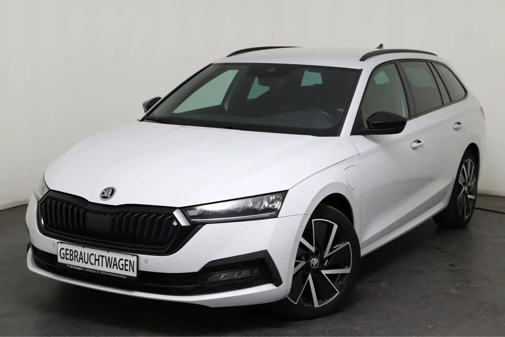 Skoda Octavia Style 1.4 eTSI 150kW (204 PS) iV Weiß - 1