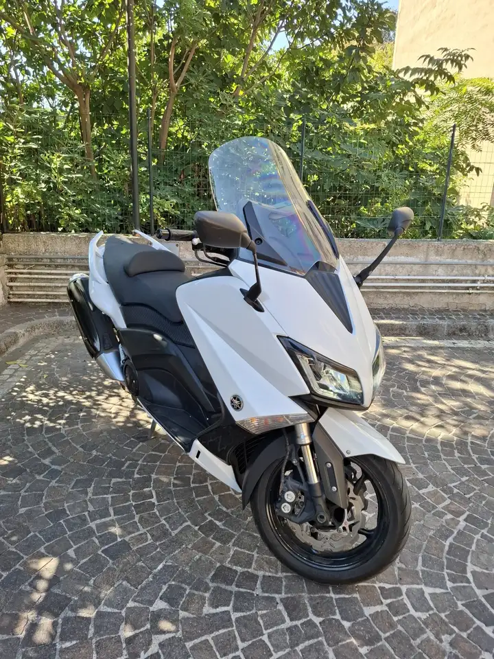 Yamaha Tmax 530