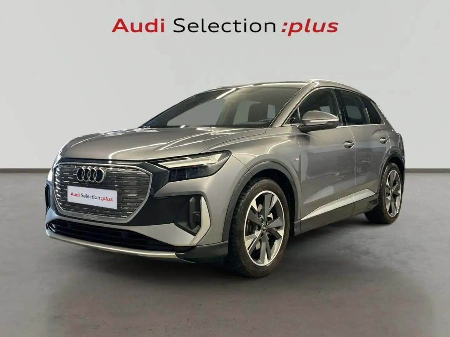 Audi Q4 e-tron S line 40 82kWh 150 kW (204 CV) Gris - 1