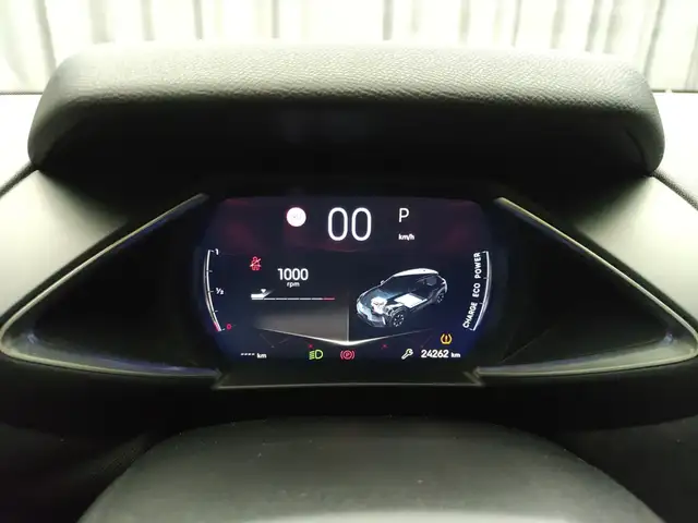 DS Automobiles DS 3 view 13