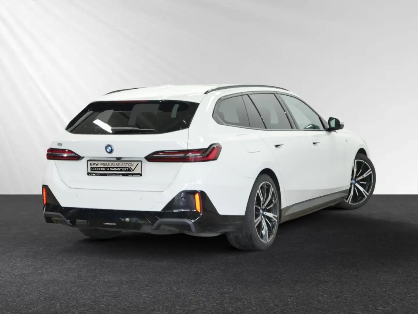 BMW i5 eDrive40 Touring Lr. 522,- br. o.Anz. 24Mon/5`Km p Weiß - 2