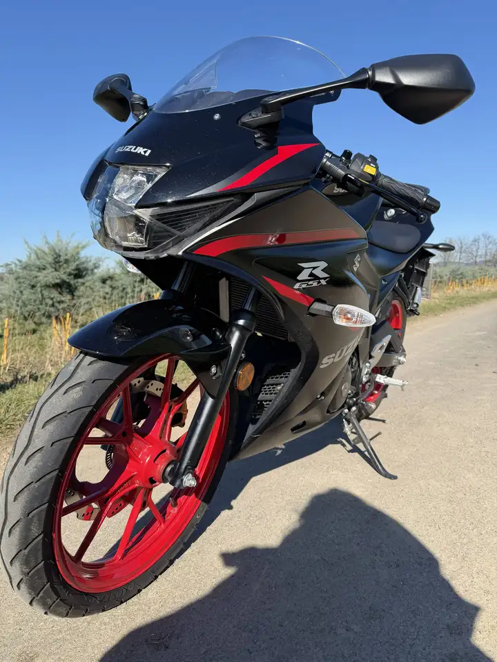 Suzuki GSX-R 125