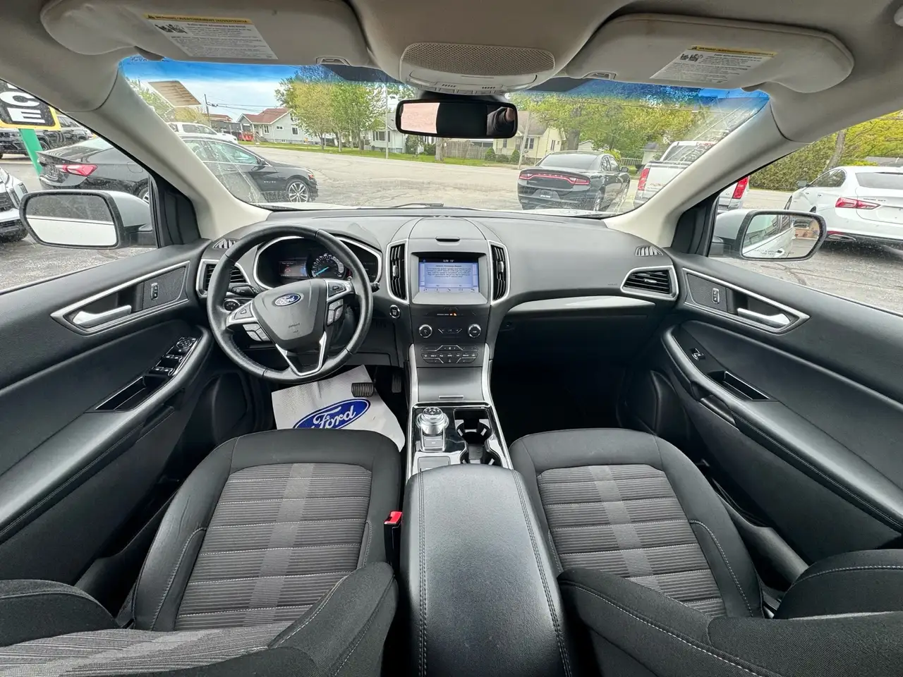 Ford Edge снимка Ford Edge