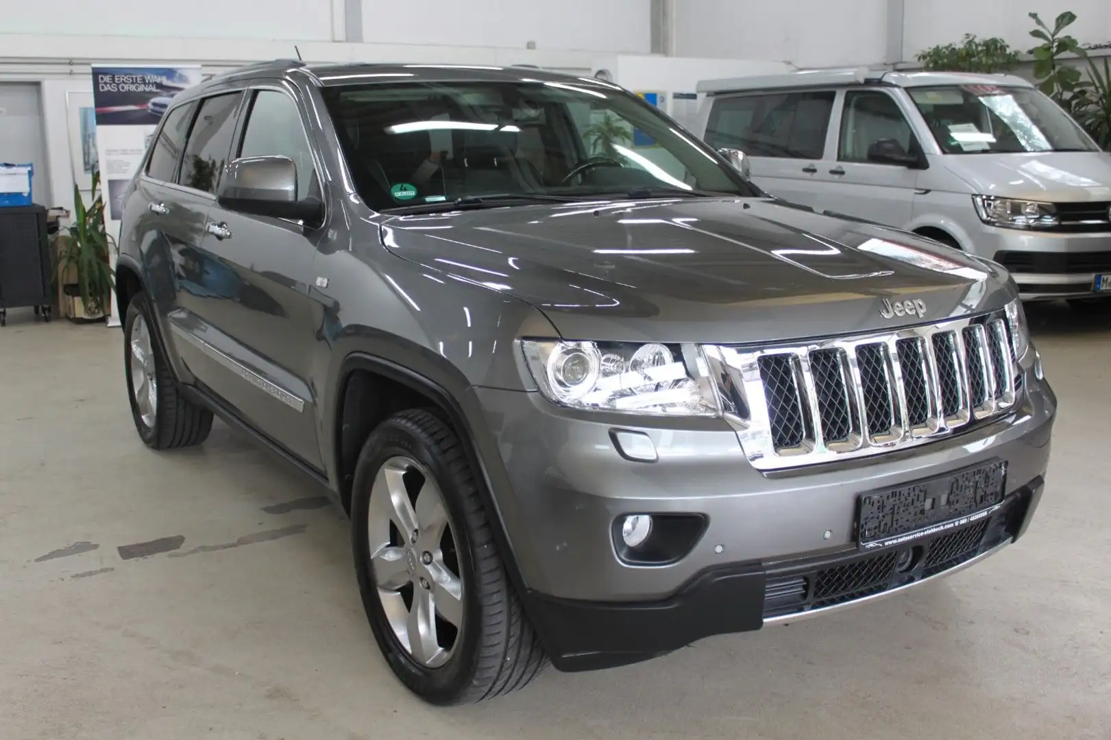 Jeep Grand Cherokee 3.0 CRD Overland Gris - 1