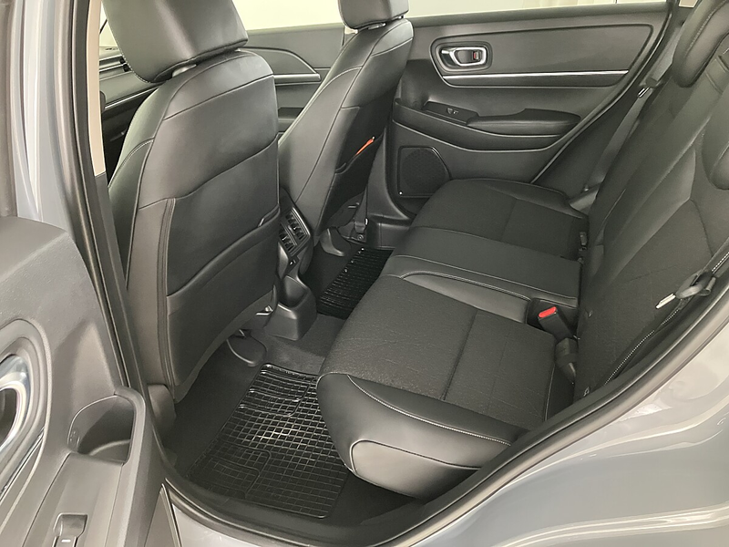 Honda HR-V 1,5 i-MMD Hybrid 2WD Advance Aut. — photo 13
