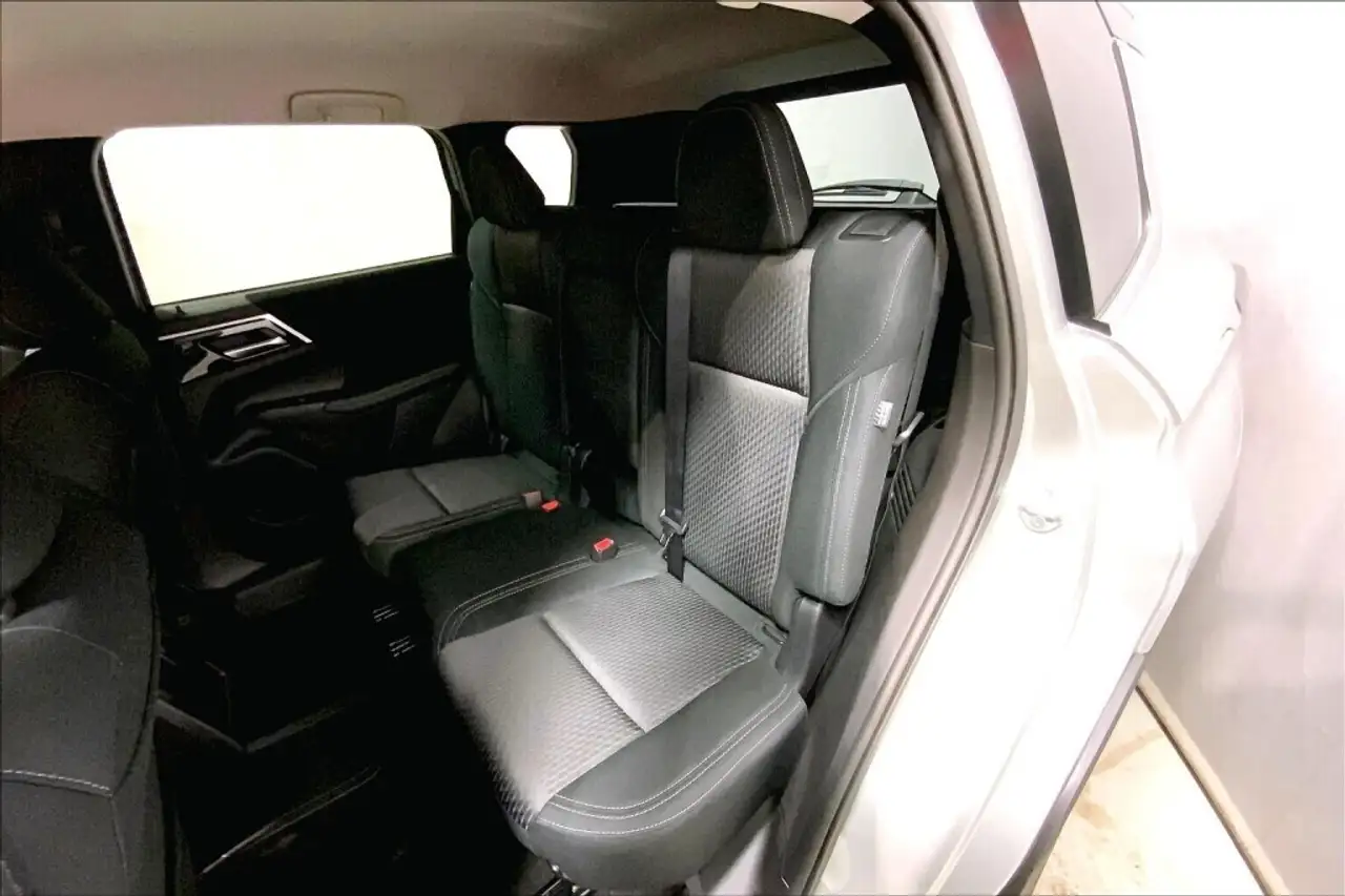 Mitsubishi Outlander снимка Mitsubishi Outlander