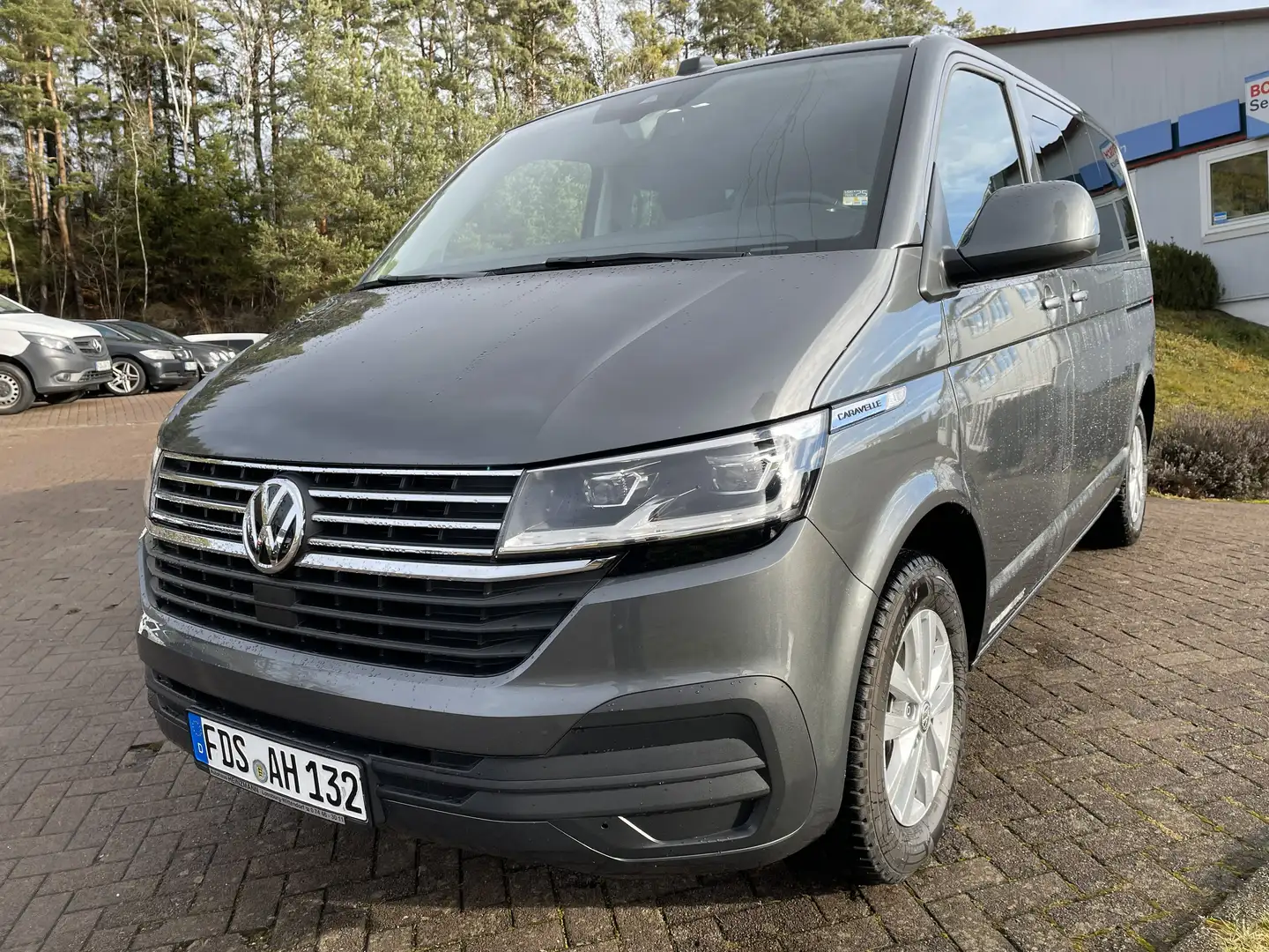Volkswagen T6 Caravelle Caravelle Comfortline FWD  *LED  *Navi  *Assist+ Grau - 1
