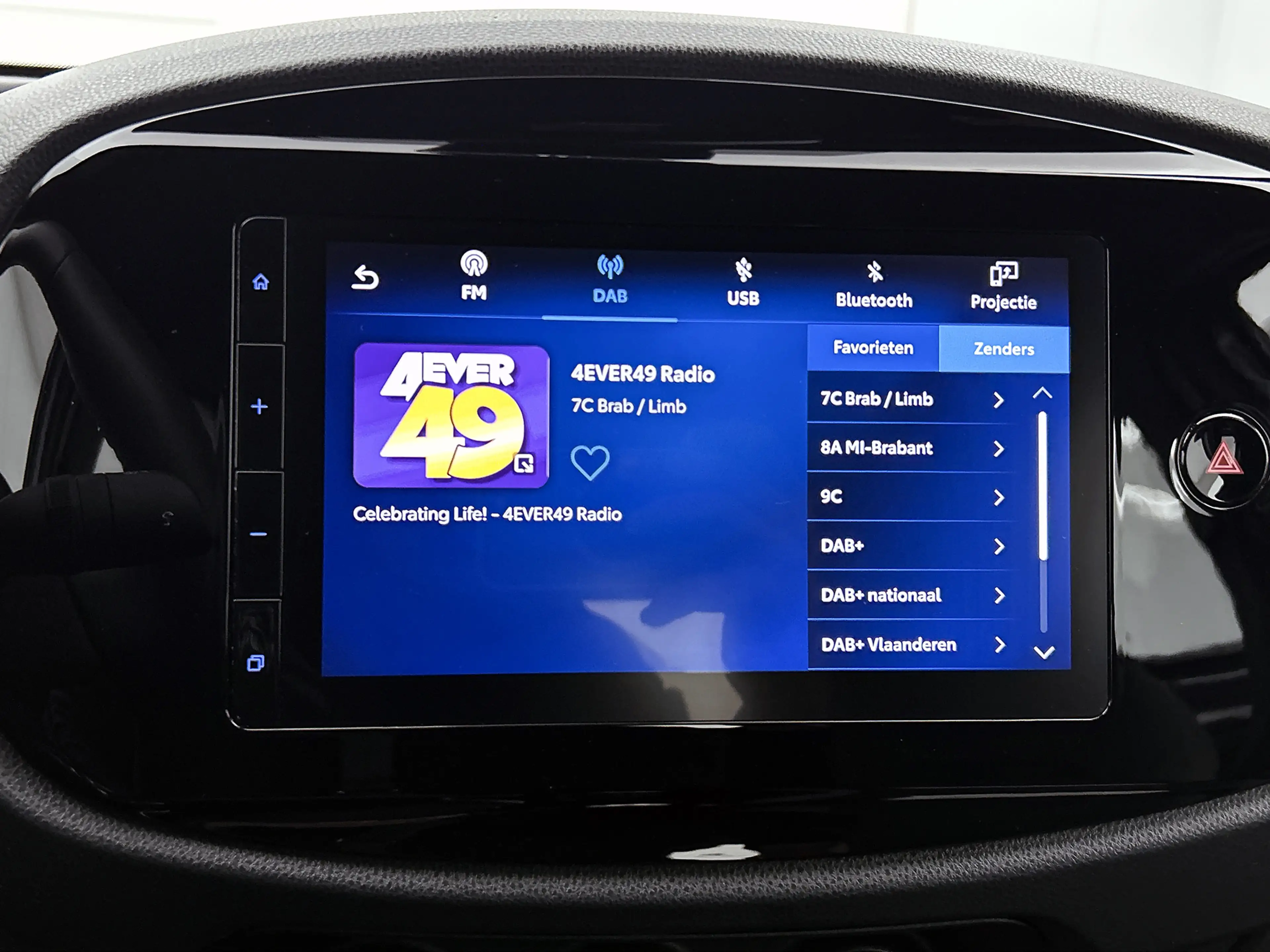 Toyota Aygo X 1.0 VVT-i MT Play — photo 9