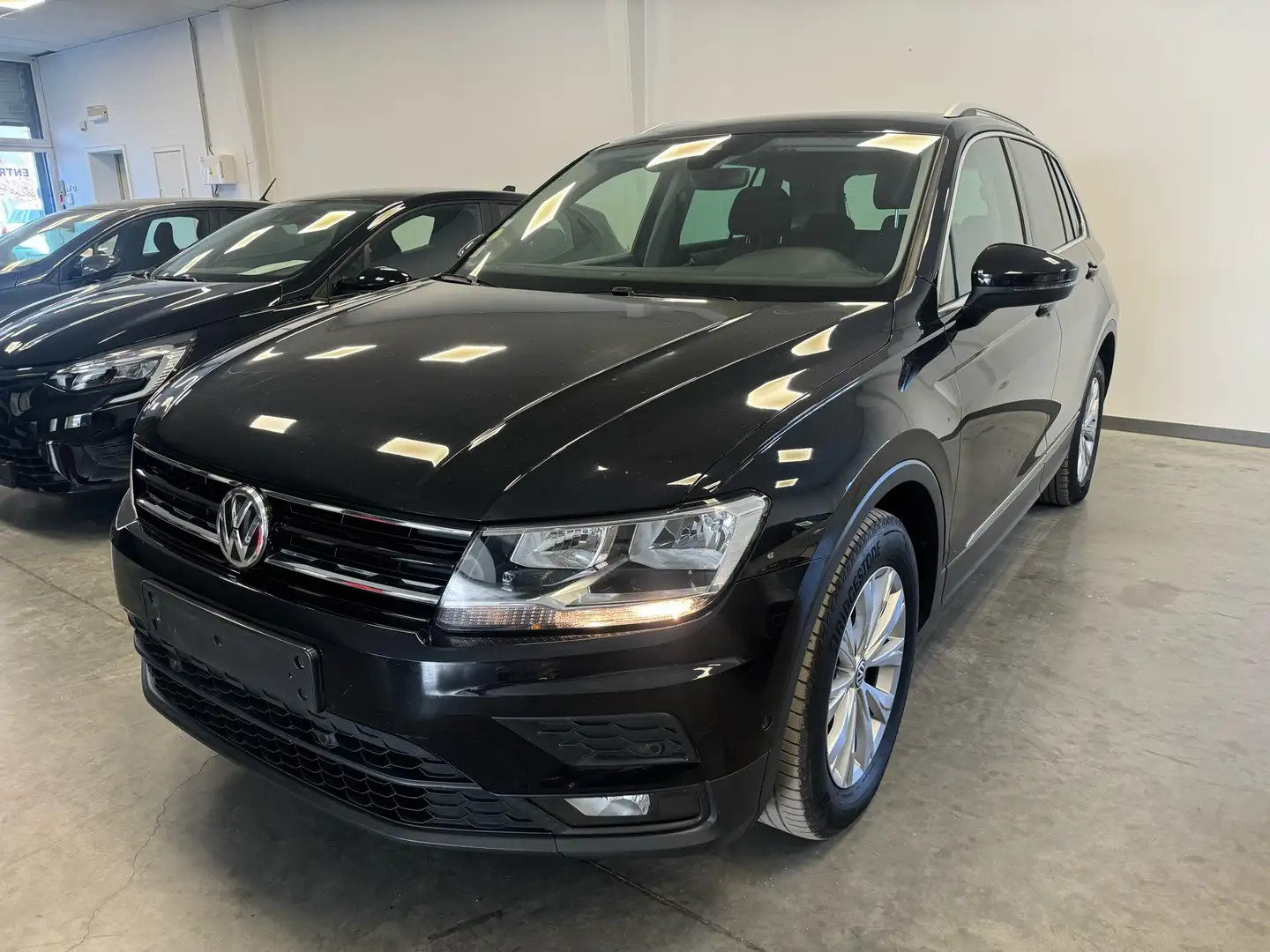 Volkswagen Tiguan 2.0 TDi SCR Comfortline (EU6.2) Nero - 1