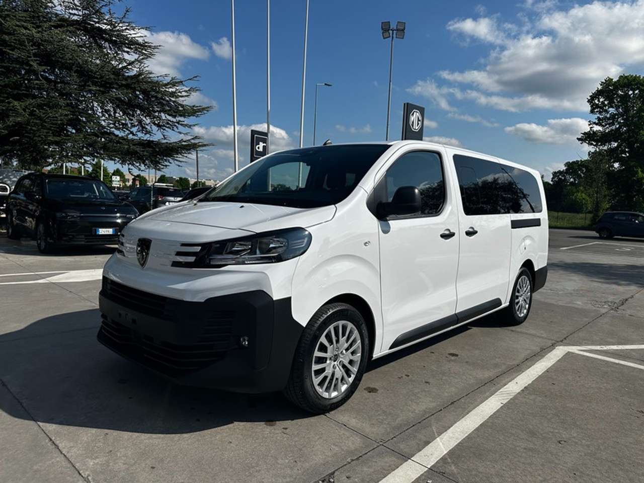 Peugeot Traveller Expert BlueHDi 180 S&S EAT8 PL-SL-TN Combi Long