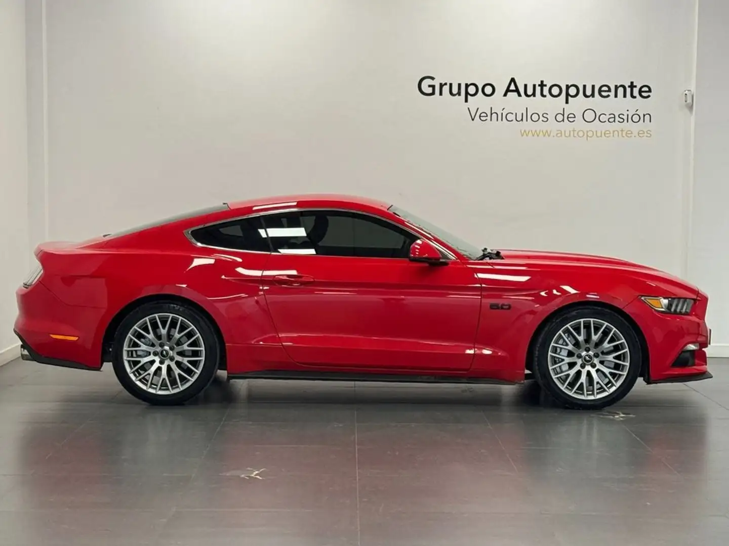 Ford Mustang GT Rouge - 2
