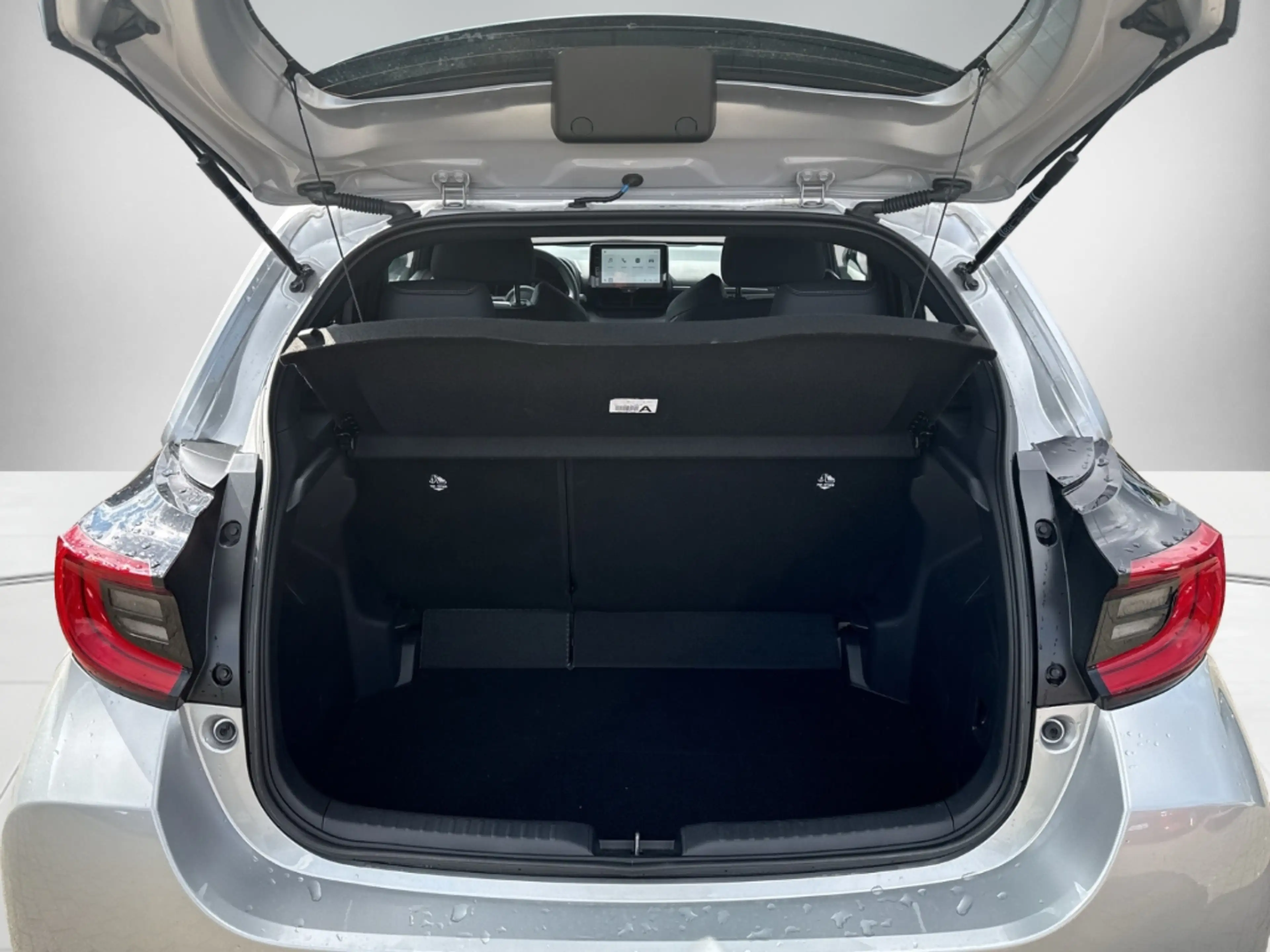 Mazda 2 Hybrid Homura 1.5L Hybrid VVT-i 116 CVT — photo 10