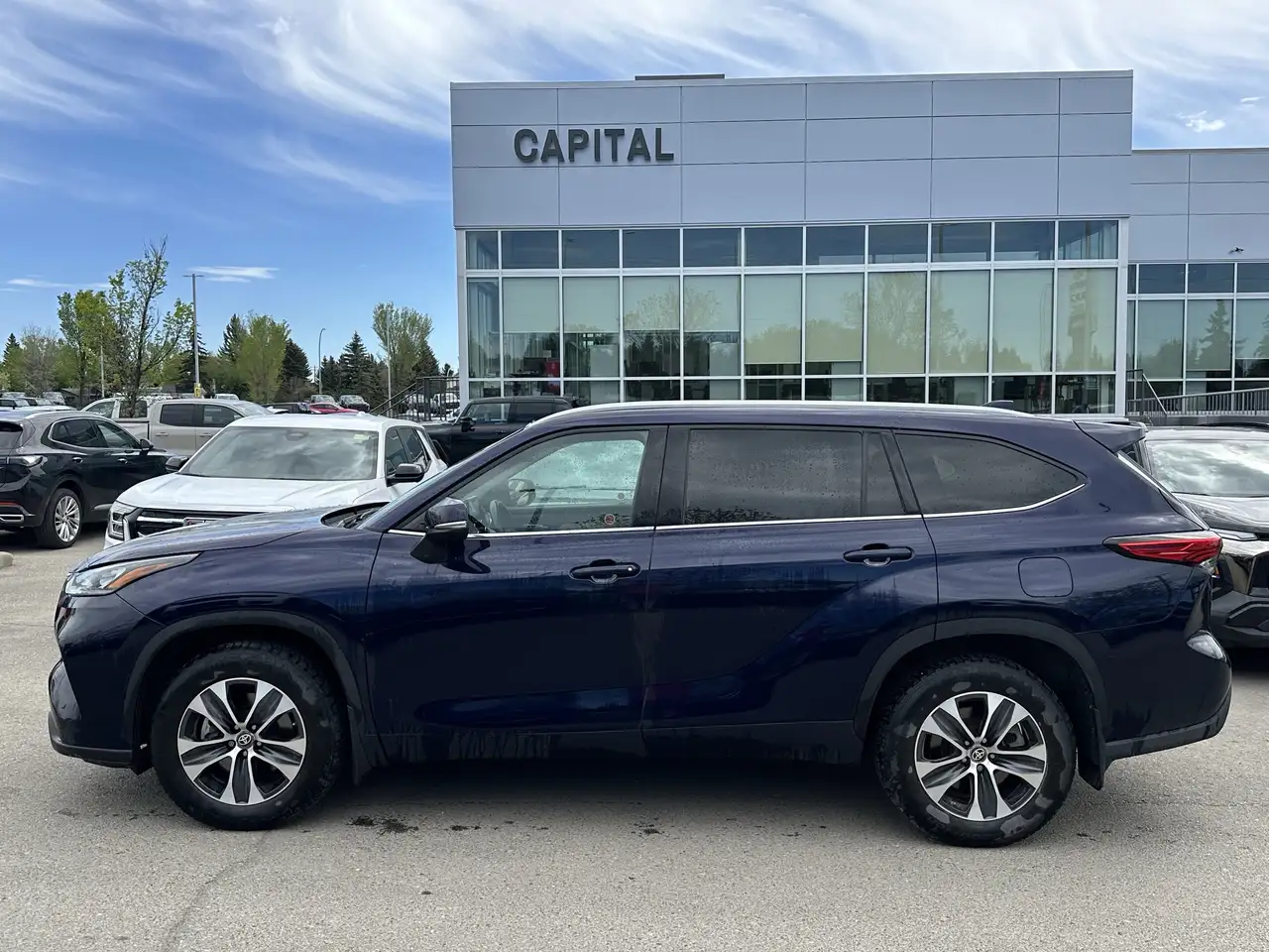 Toyota Highlander снимка Toyota Highlander