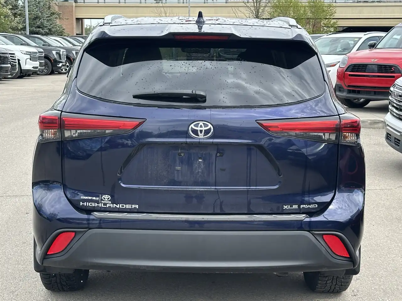 Toyota Highlander снимка Toyota Highlander