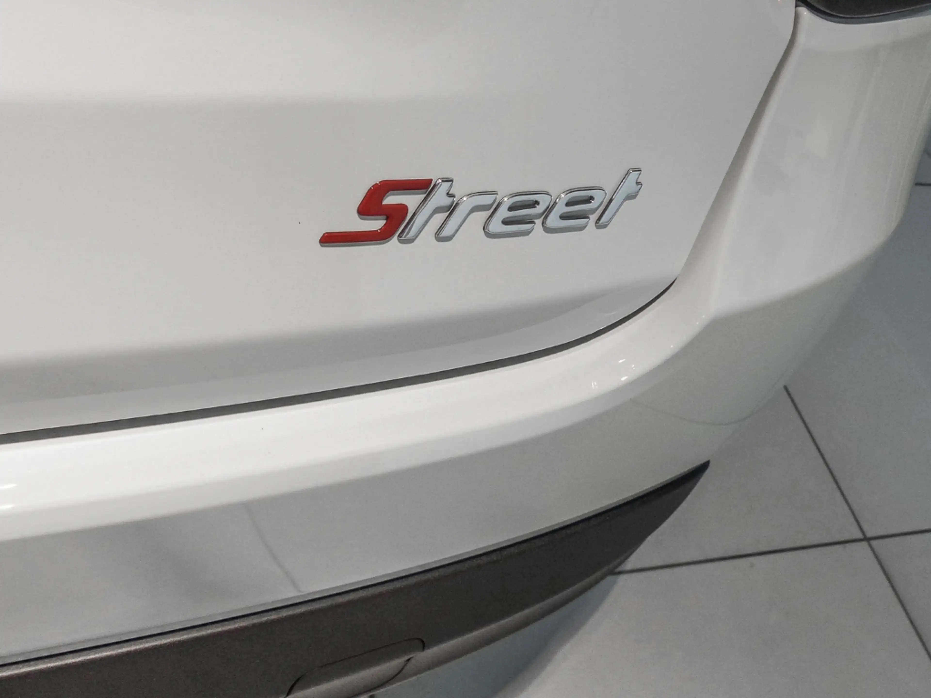 Fiat 600 Street Edition Soundsystem LED Dyn. Kurvenlicht Ap — photo 14
