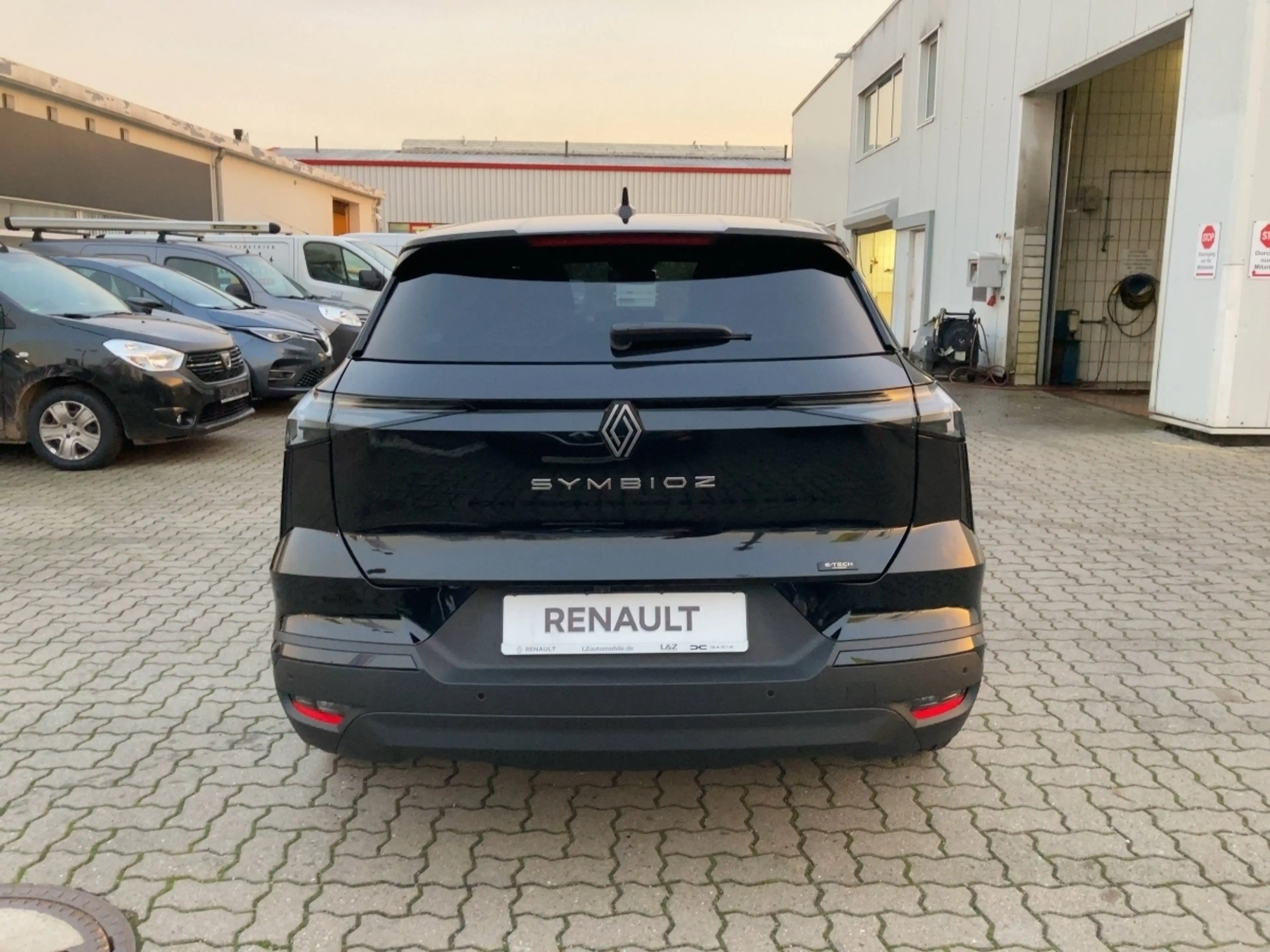 Renault Symbioz Evolution 1.6 E-TECH Full Hybrid 145 — photo 3