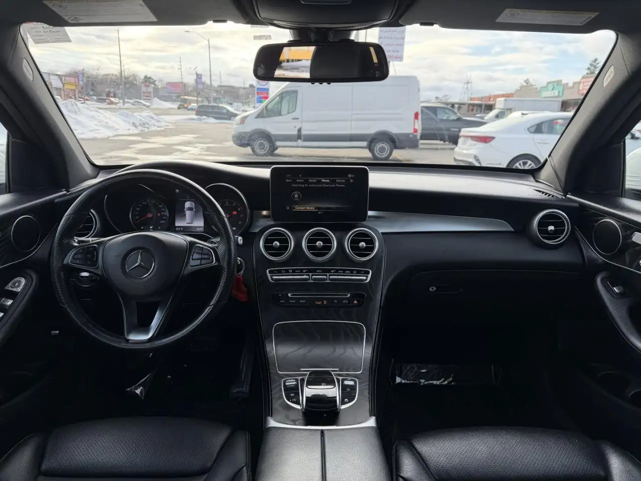 Mercedes-Benz GLC снимка Mercedes-Benz GLC