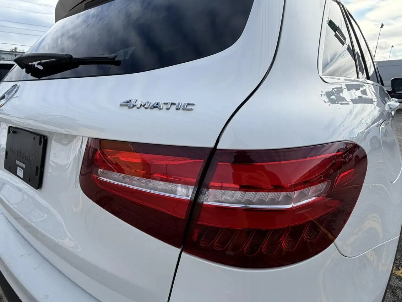 Mercedes-Benz GLC снимка Mercedes-Benz GLC