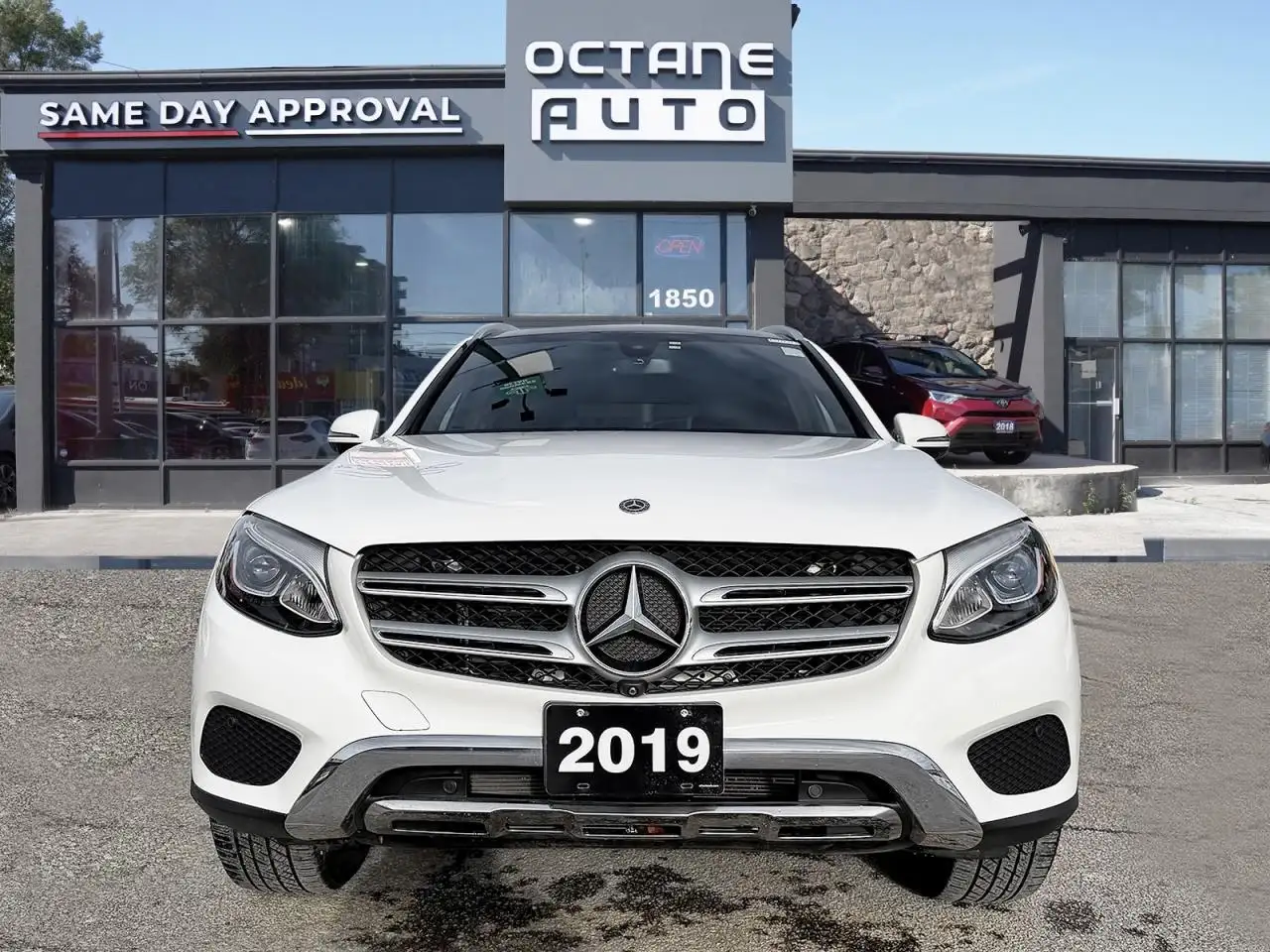 Mercedes-Benz GLC снимка Mercedes-Benz GLC