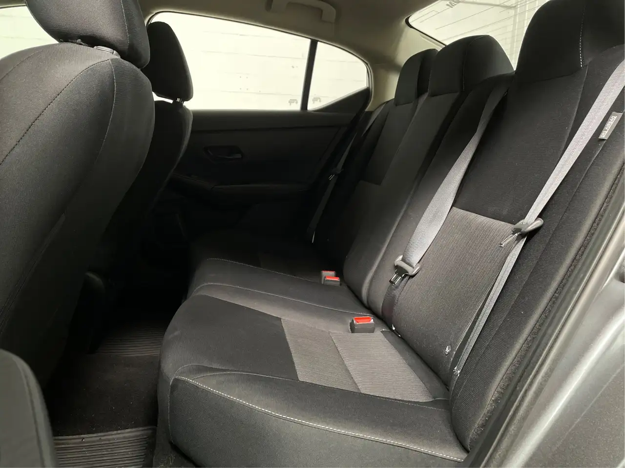 Nissan Sentra снимка Nissan Sentra