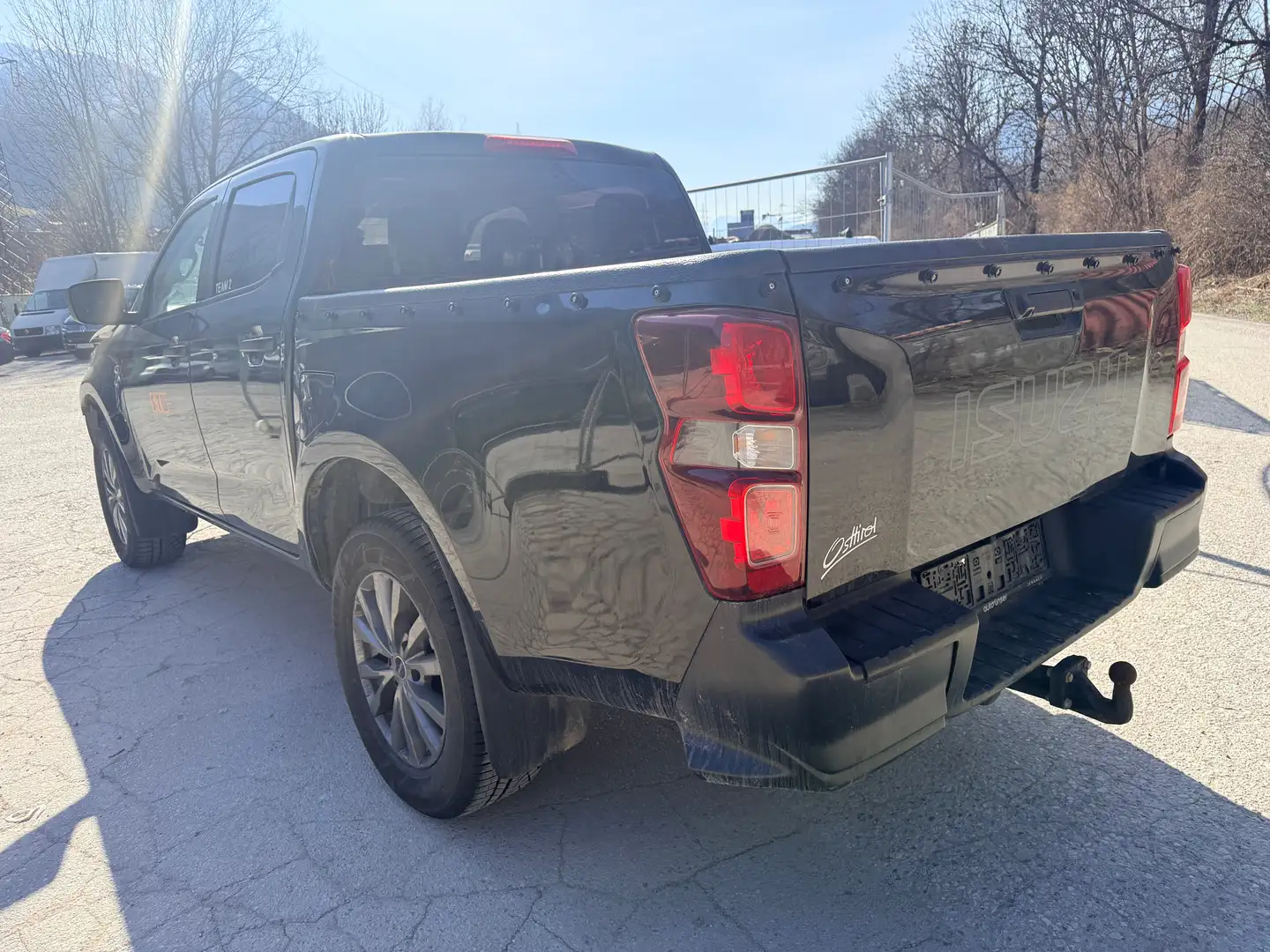 Isuzu D-Max D-Max Double Cab 4WD Autm. L Schwarz - 2
