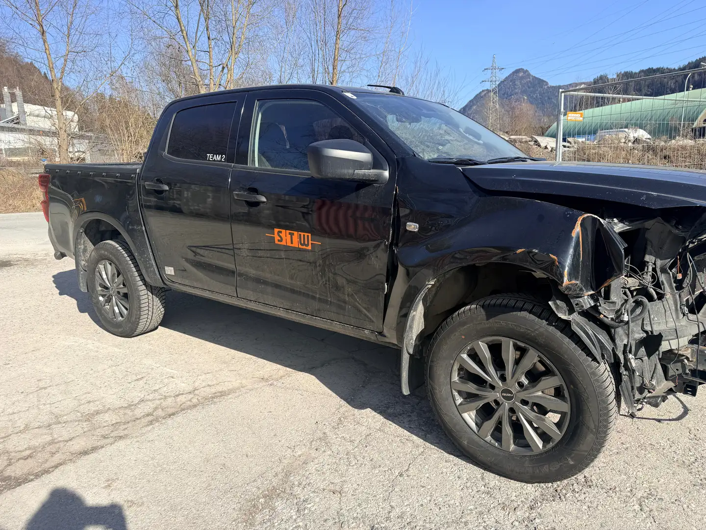 Isuzu D-Max D-Max Double Cab 4WD Autm. L Schwarz - 1