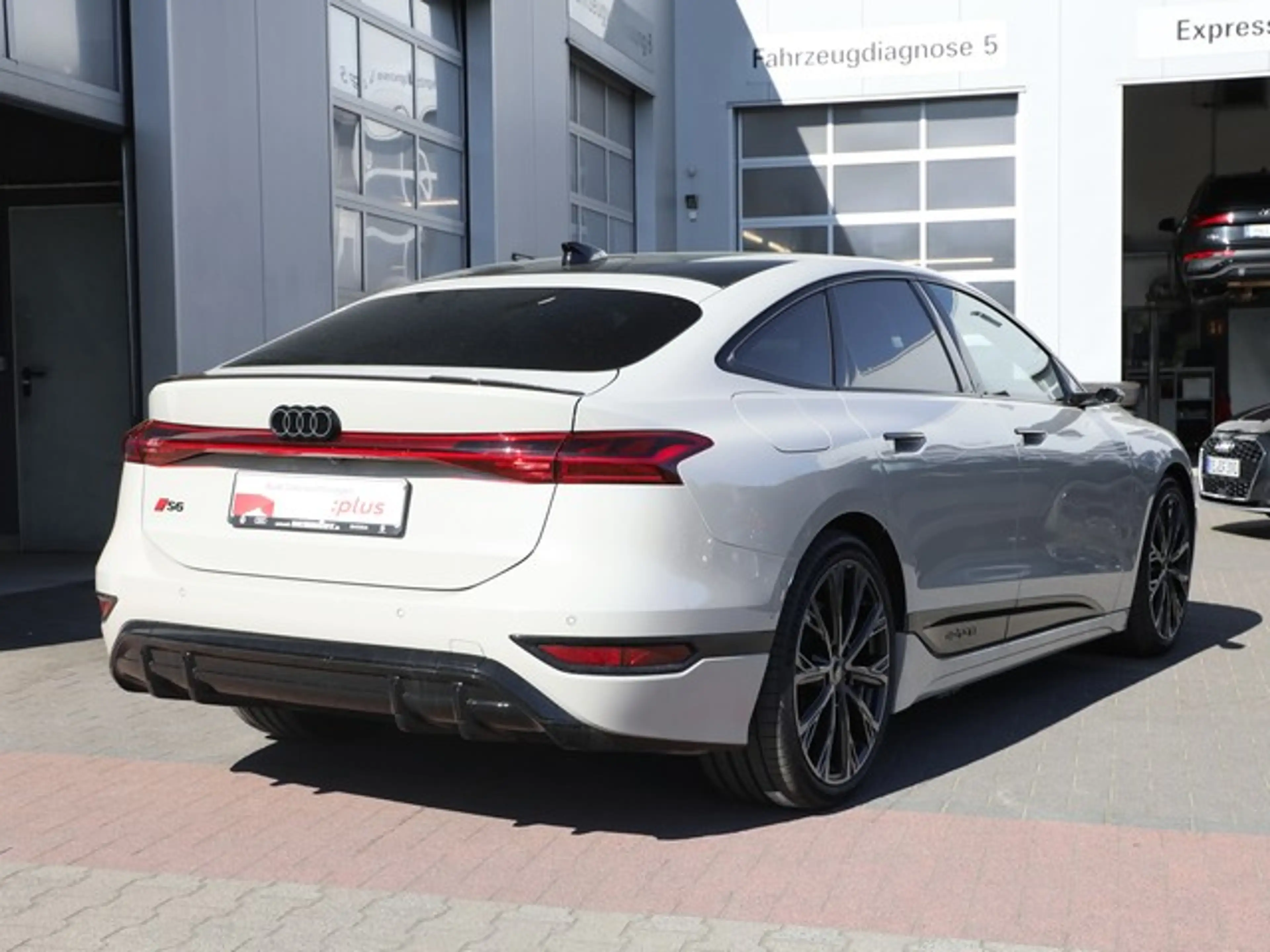 Audi S6 e-tron Sportback Edition One S line B&O Pano AHK HuD L... — photo 5