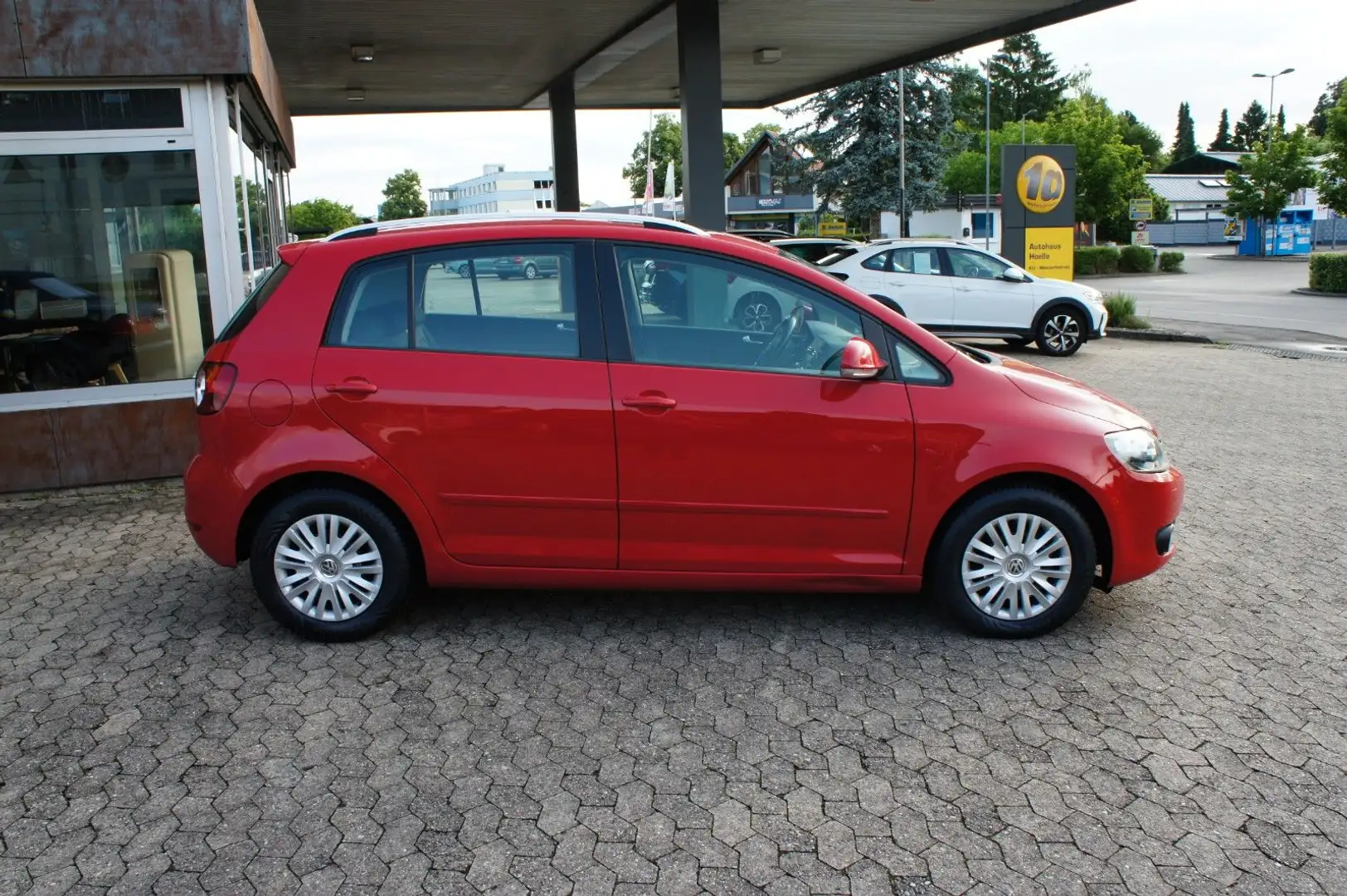 Volkswagen Golf Plus VI Highline Rouge - 2
