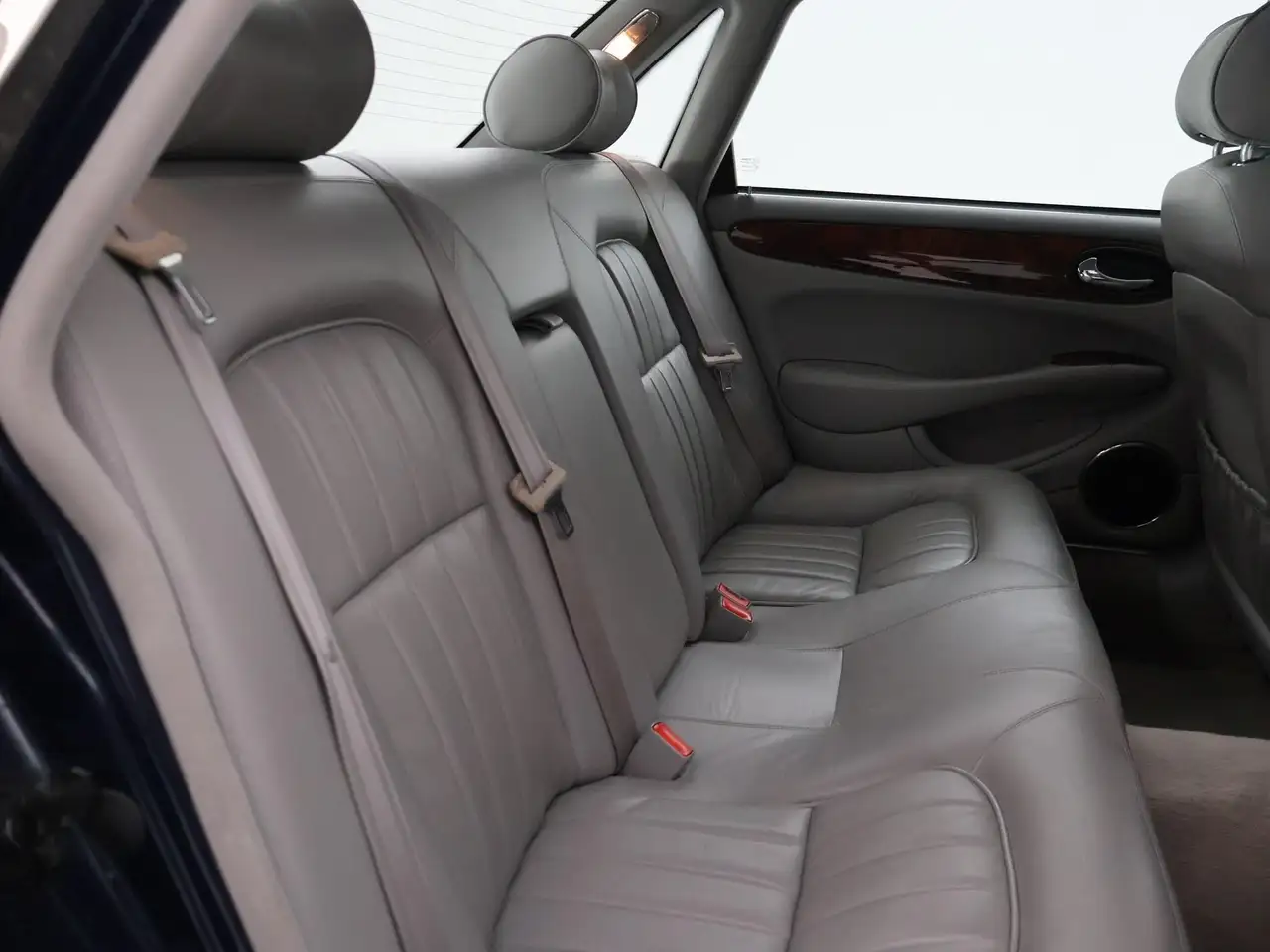 Jaguar XJ 3.2 V8 AUT. EXECUTIVE *101.262 KM* + LEDER | VERW., foto 8